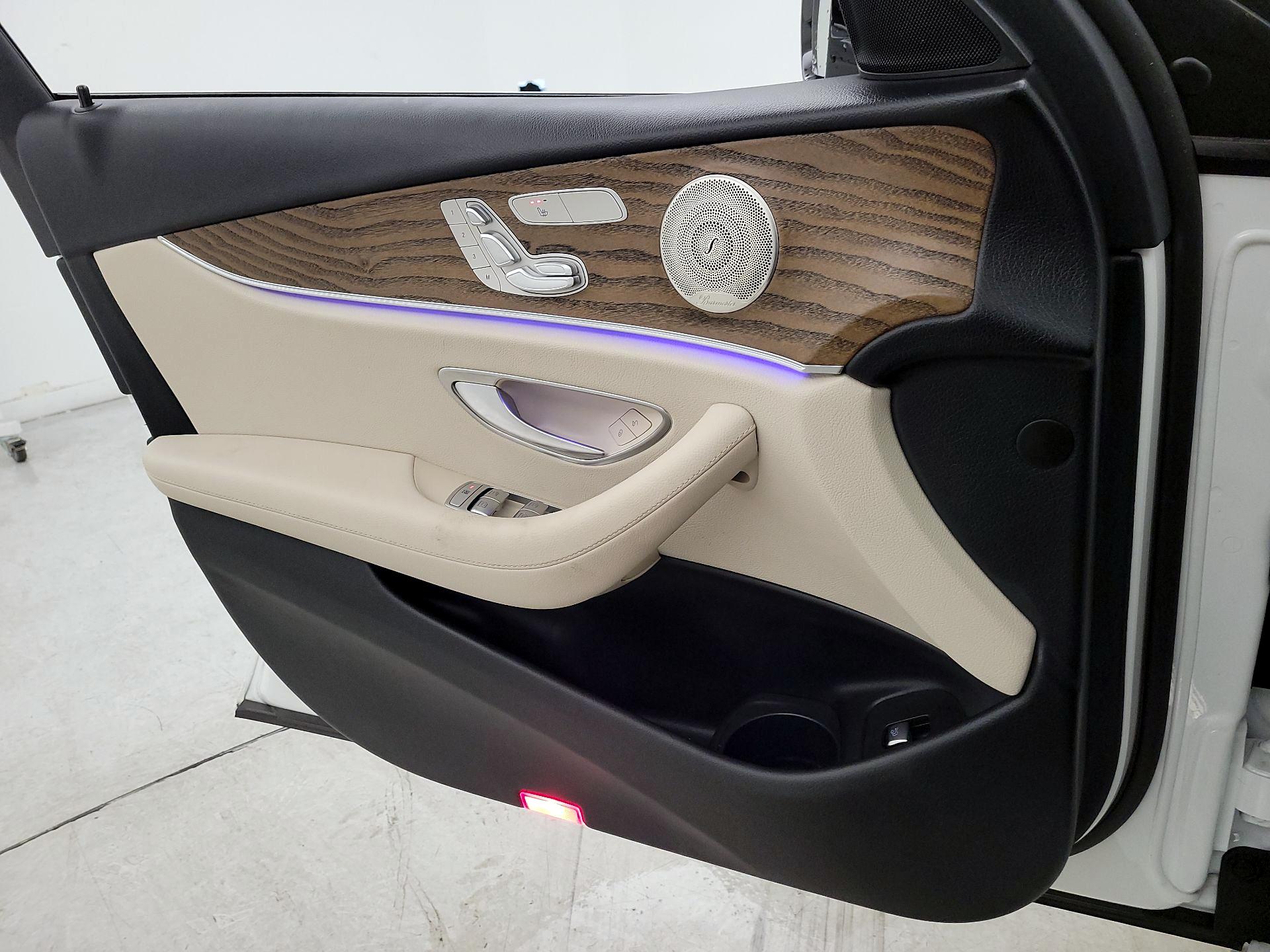 Thumbnail: 2022 Mercedes-Benz E-Class - 12