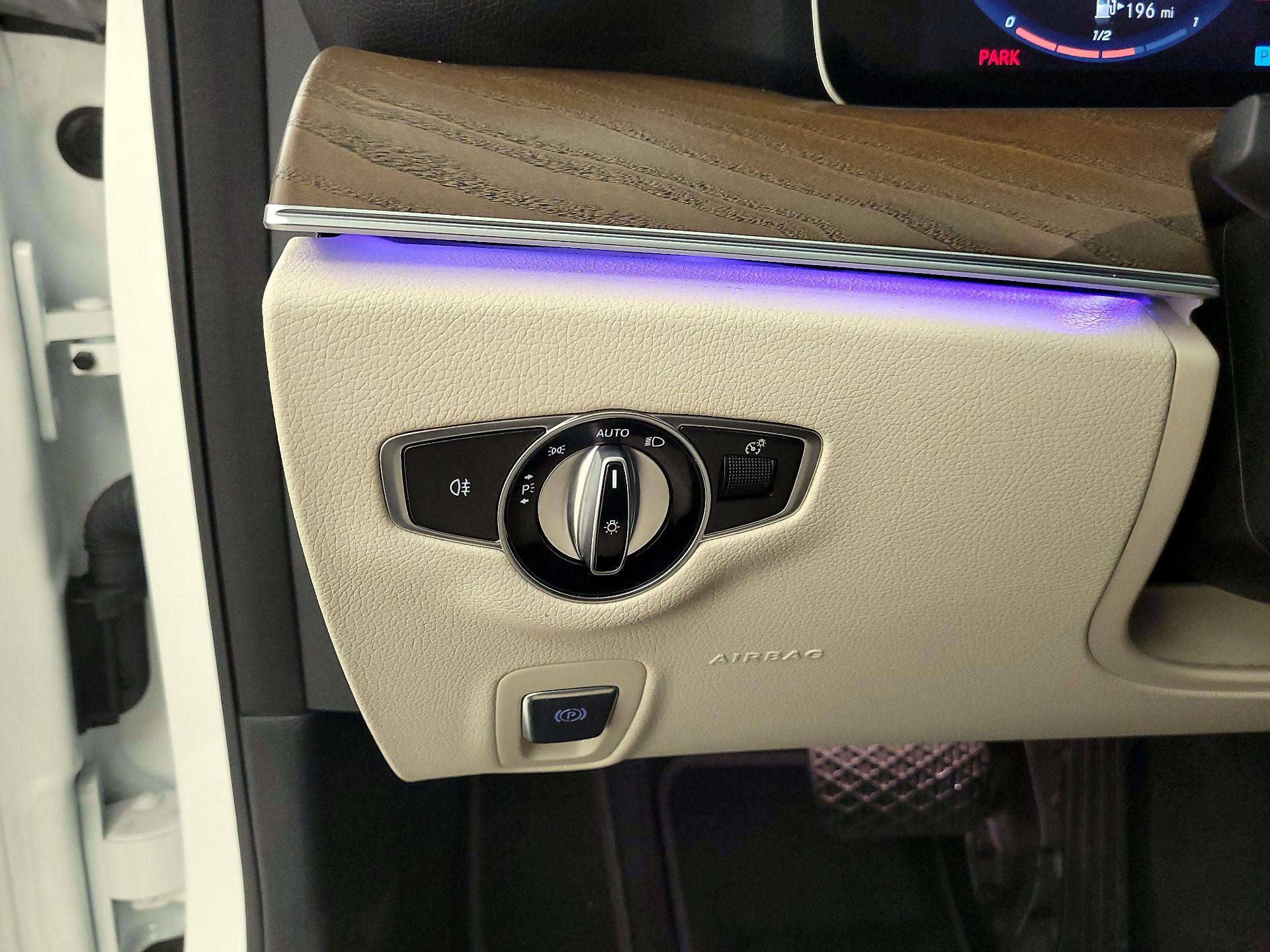 Thumbnail: 2022 Mercedes-Benz E-Class - 13