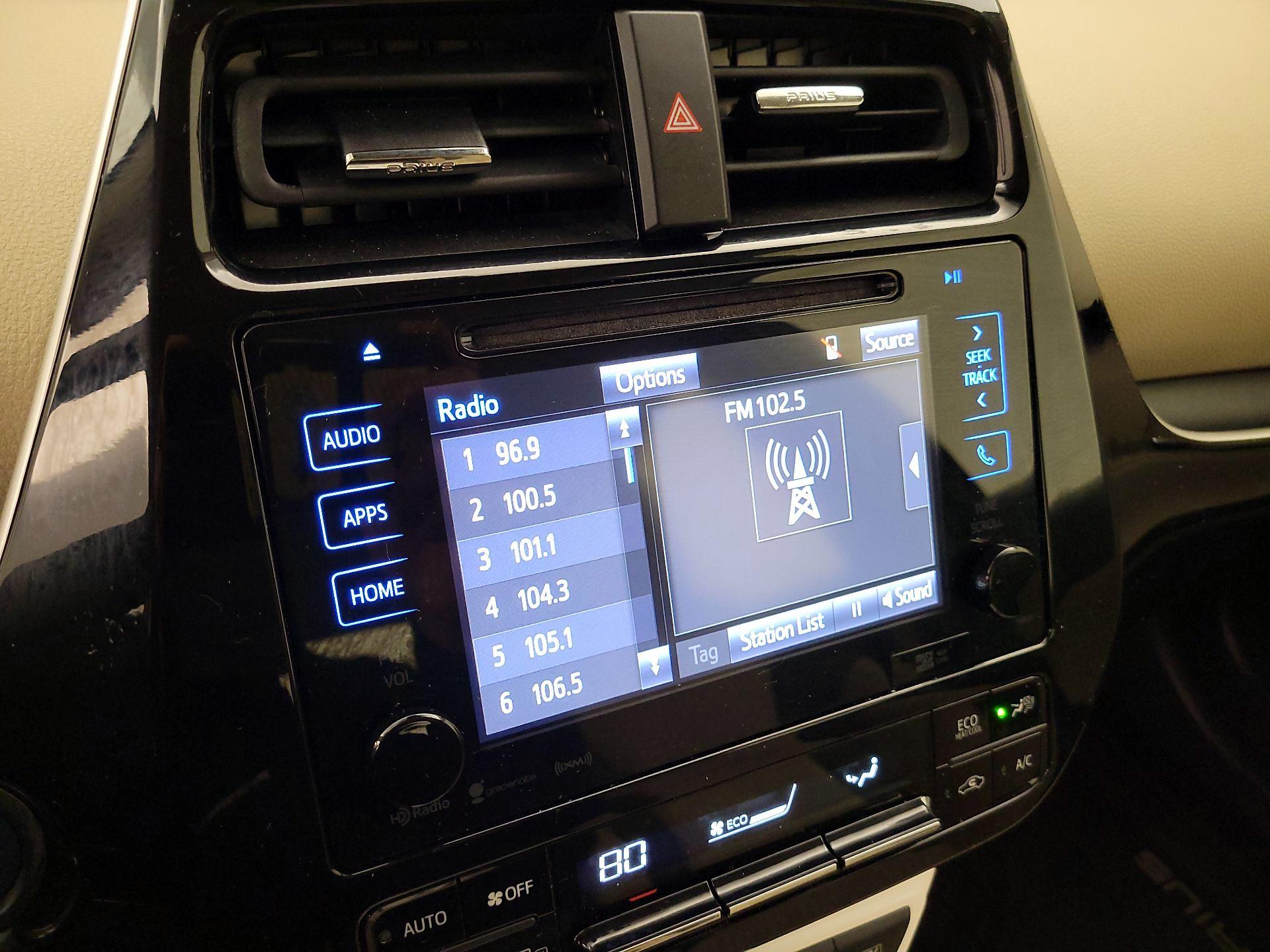 Thumbnail: 2016 Toyota Prius - 14