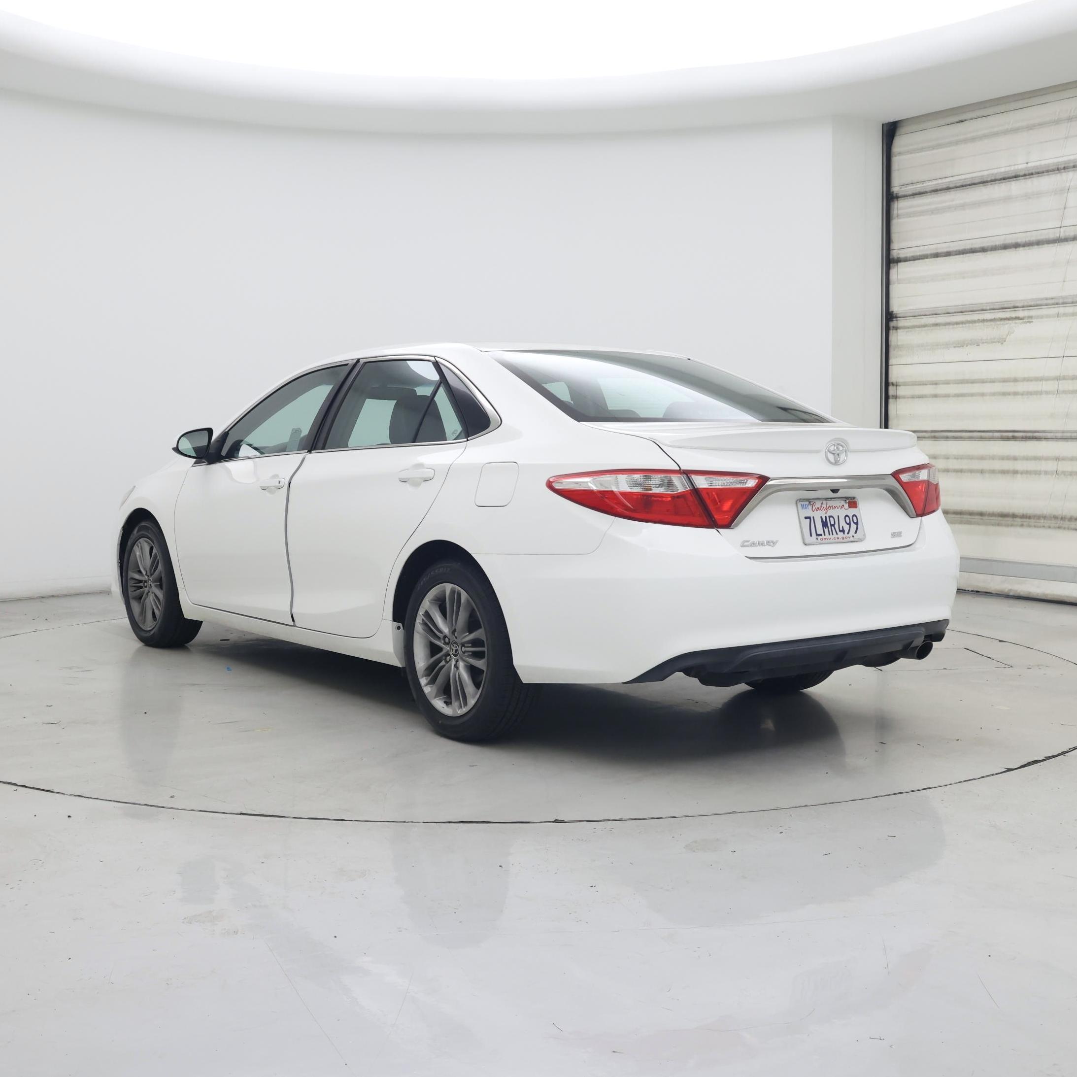 Thumbnail: 2015 Toyota Camry - 2