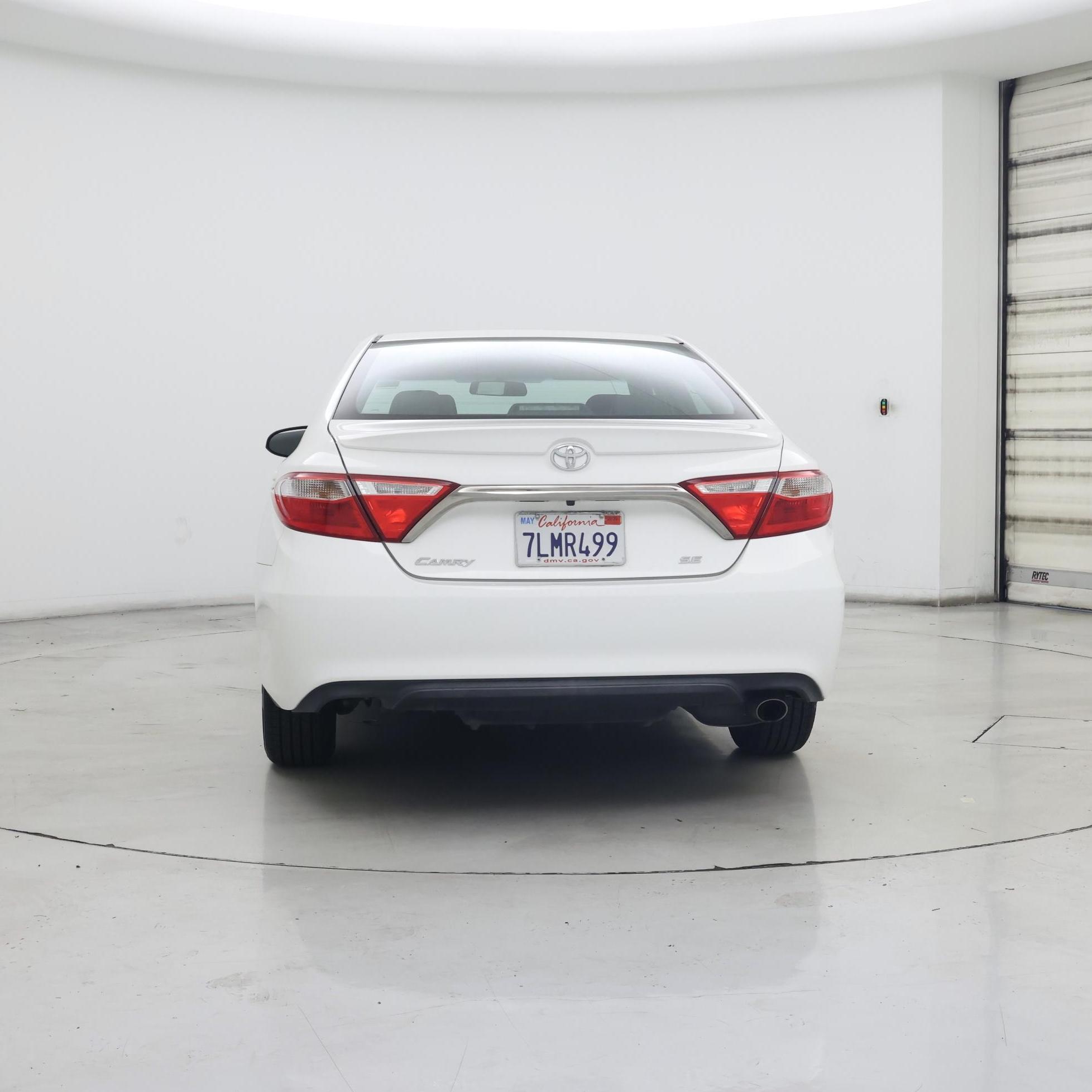 Thumbnail: 2015 Toyota Camry - 6