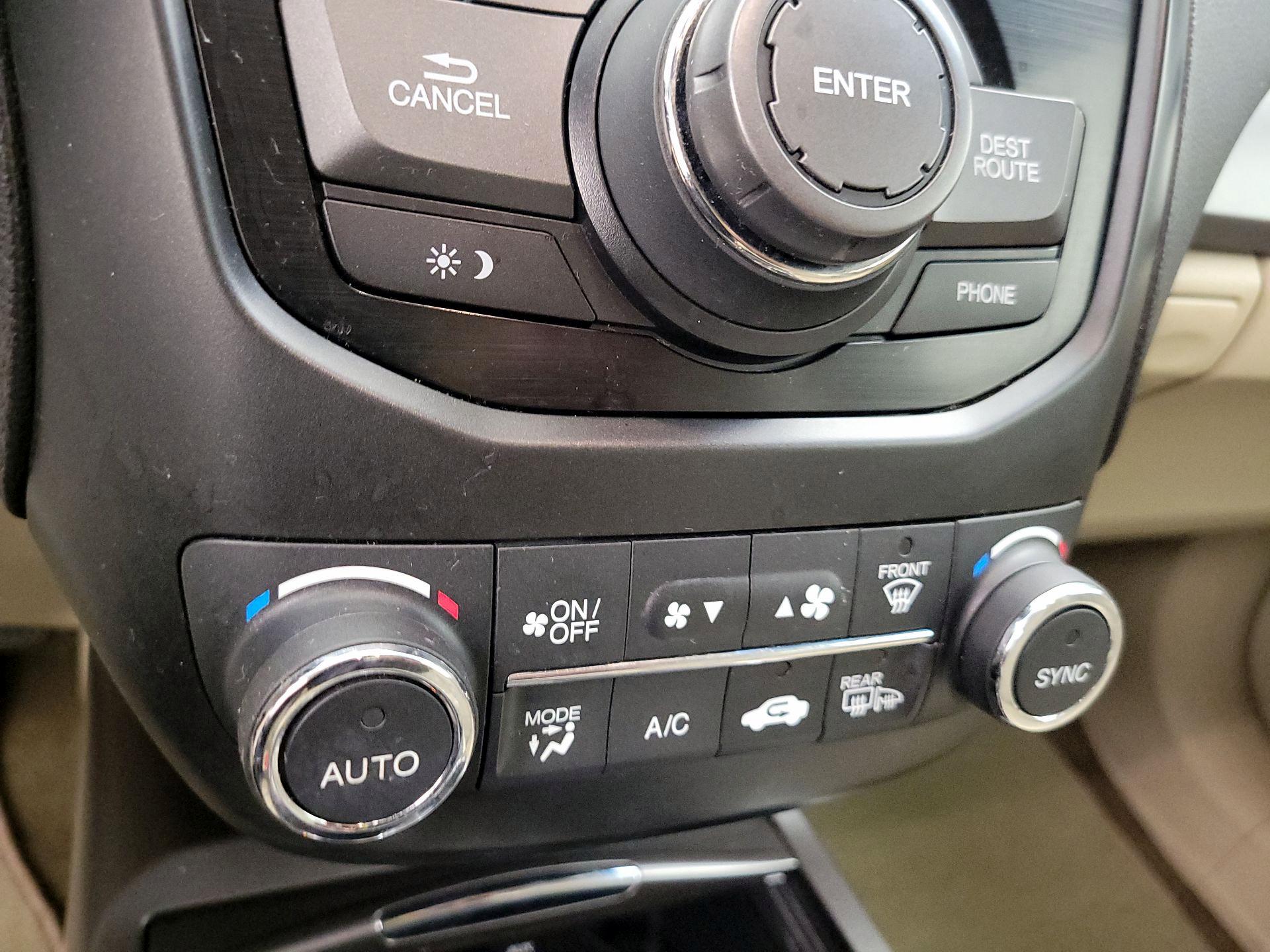 Thumbnail: 2014 Acura RDX - 15