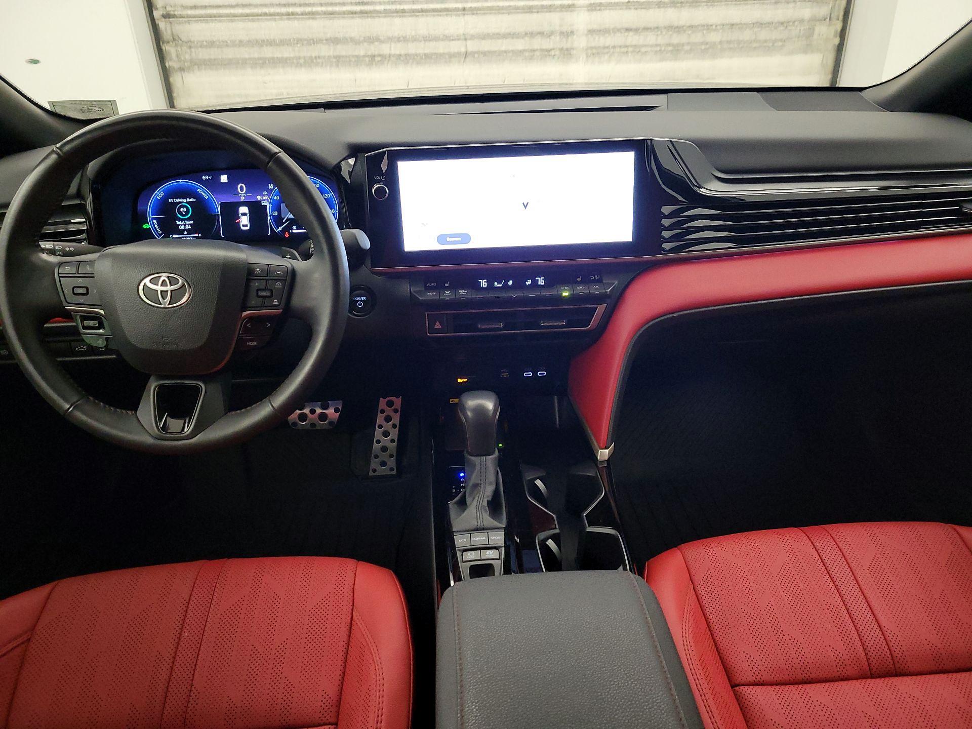 Thumbnail: 2025 Toyota Camry - 9