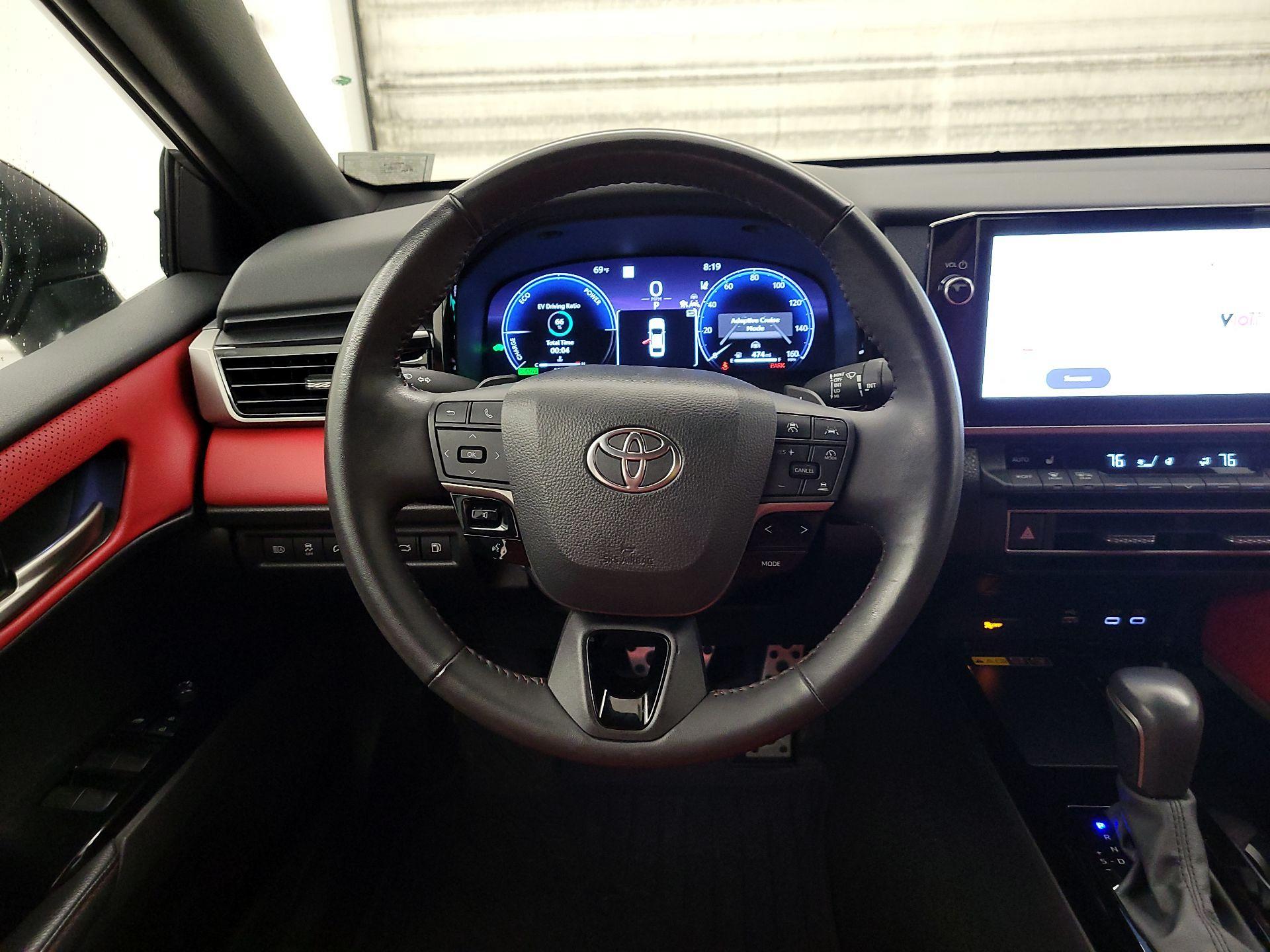 Thumbnail: 2025 Toyota Camry - 10