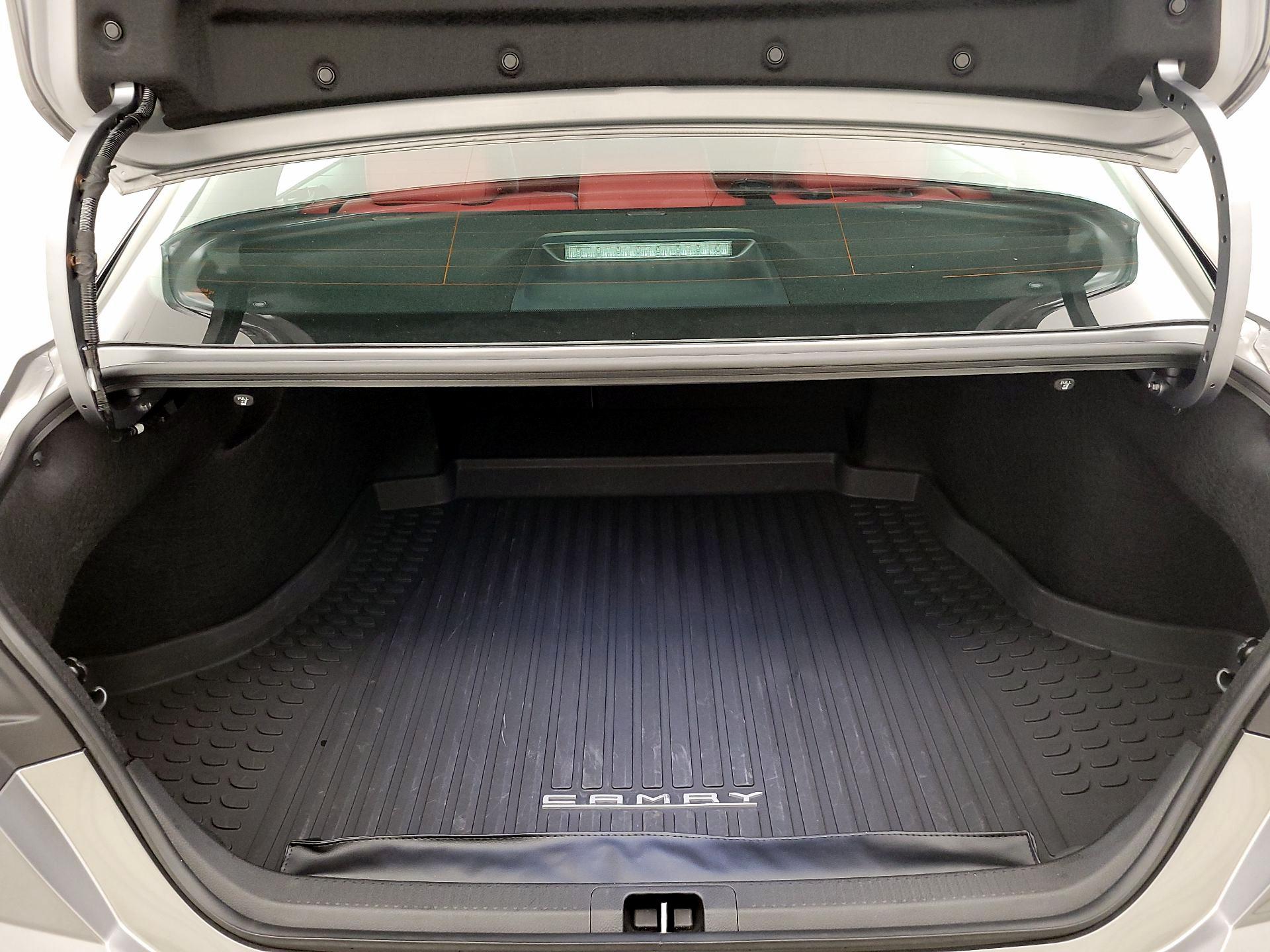 Thumbnail: 2025 Toyota Camry - 17