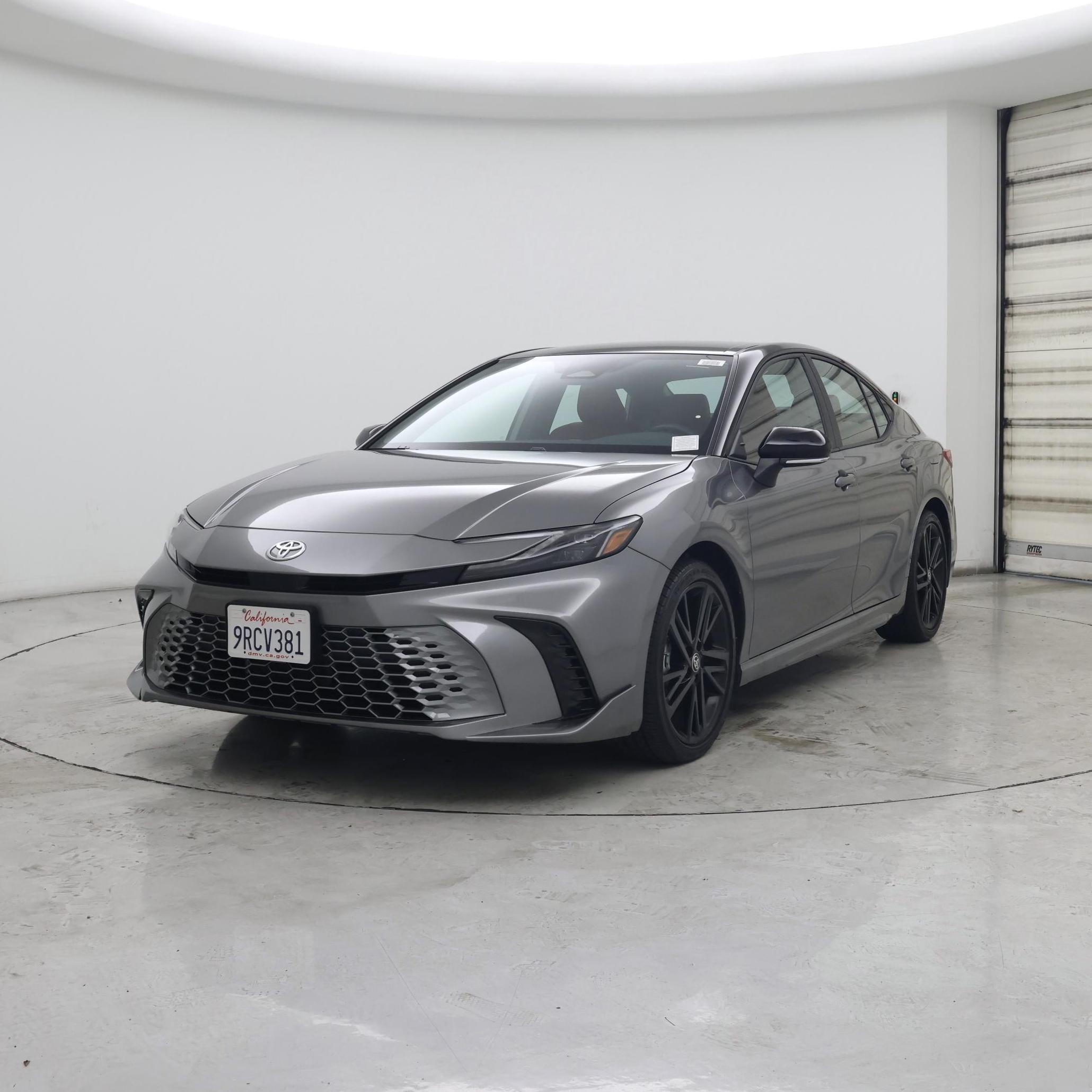 Thumbnail: 2025 Toyota Camry - 4