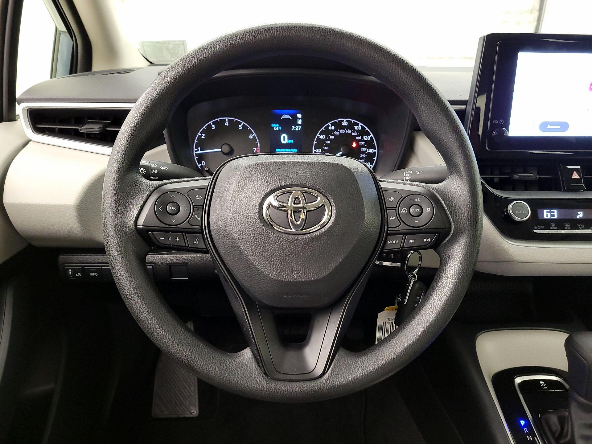 Thumbnail: 2023 Toyota Corolla - 10