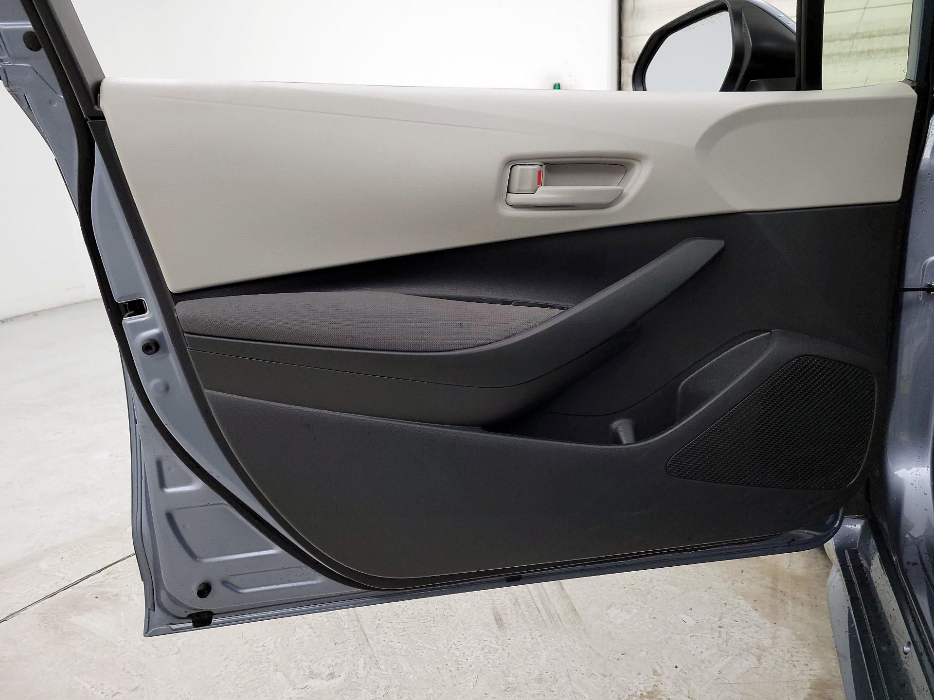 Thumbnail: 2023 Toyota Corolla - 12