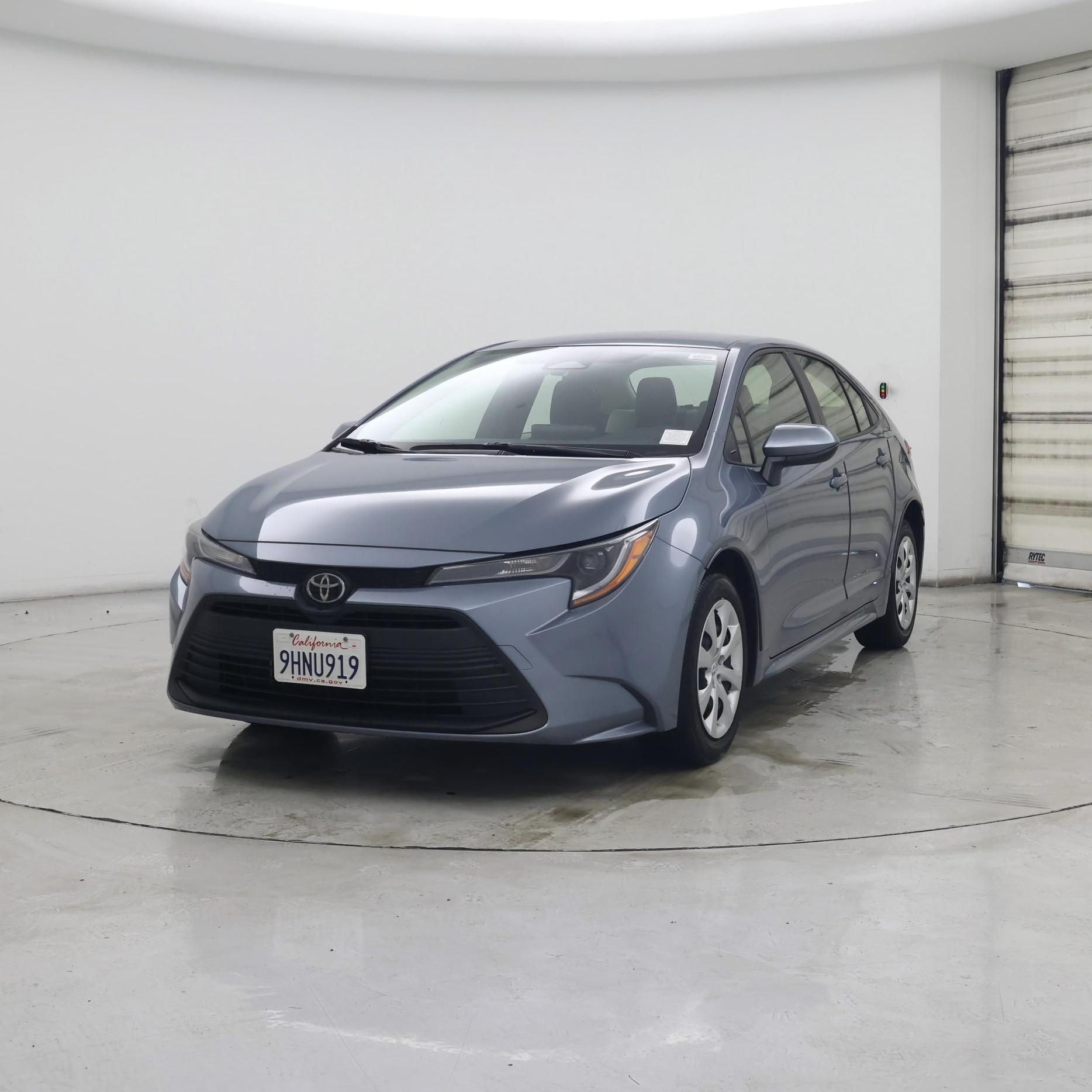 Thumbnail: 2023 Toyota Corolla - 4