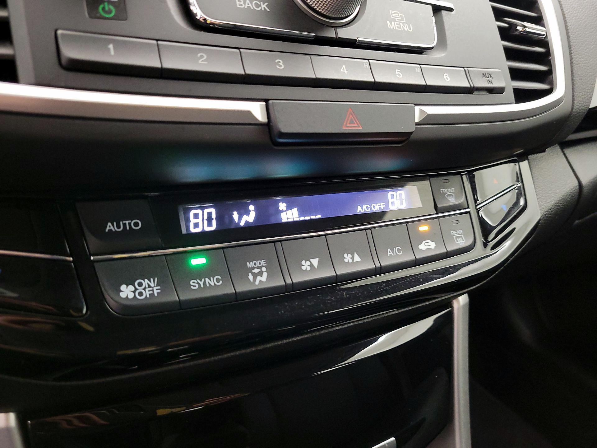 Thumbnail: 2016 Honda Accord - 15