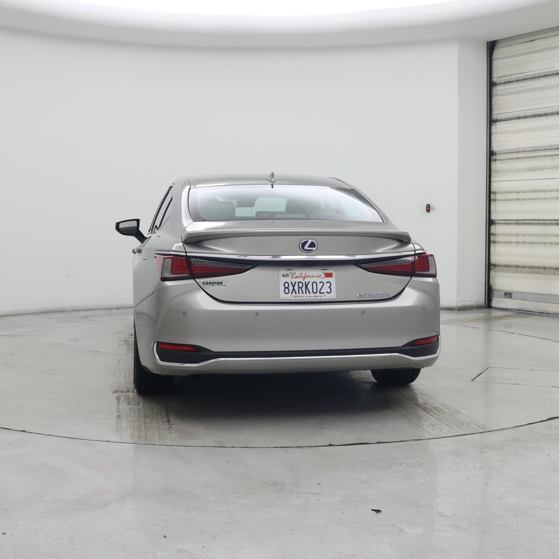 Thumbnail: 2021 Lexus ES - 6