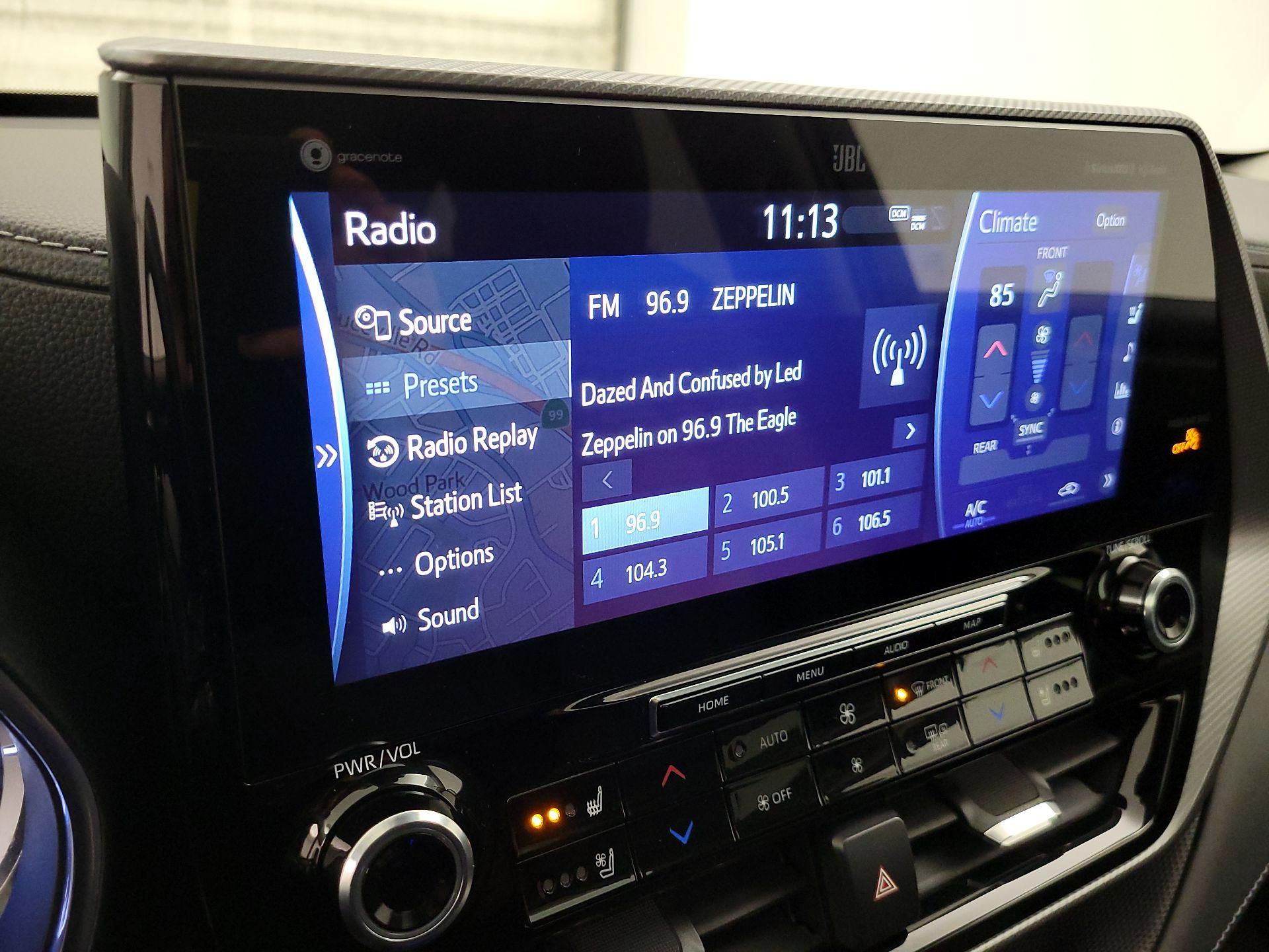 Thumbnail: 2021 Toyota Highlander - 16