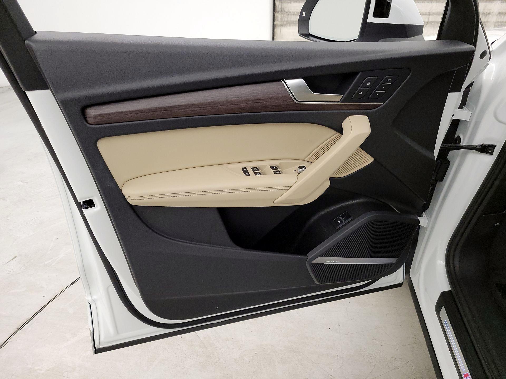 Thumbnail: 2022 Audi Q5 - 12