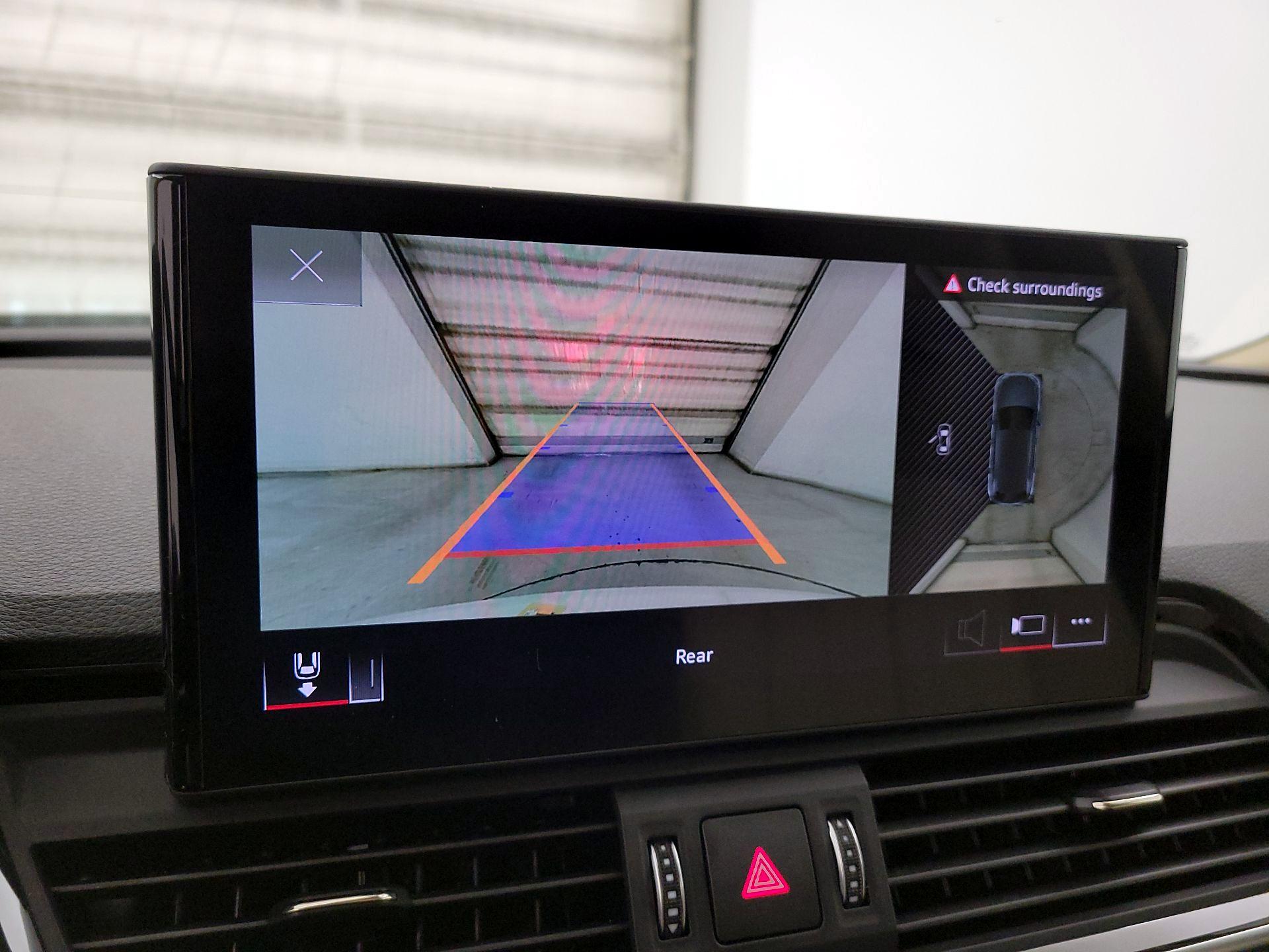 Thumbnail: 2022 Audi Q5 - 14