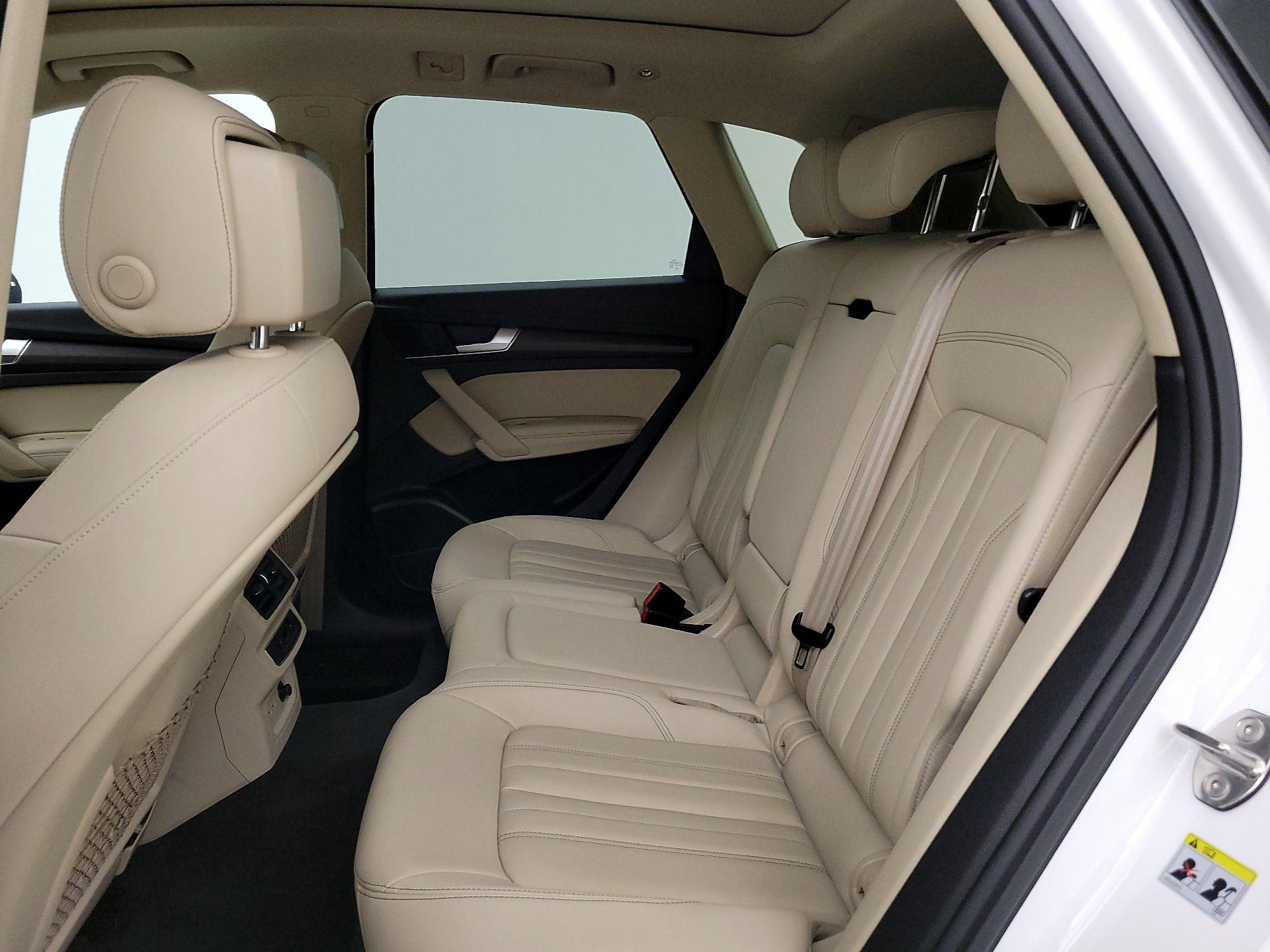 Thumbnail: 2022 Audi Q5 - 18