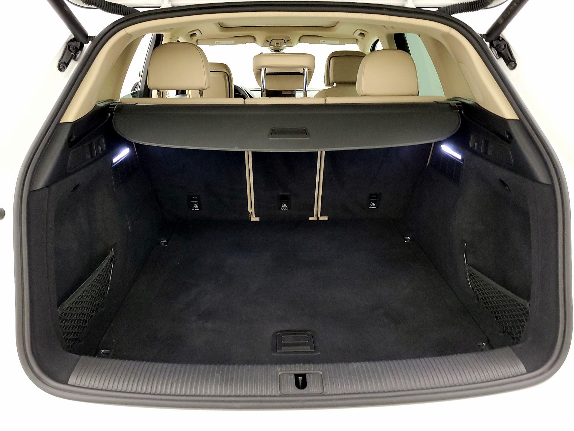 Thumbnail: 2022 Audi Q5 - 19