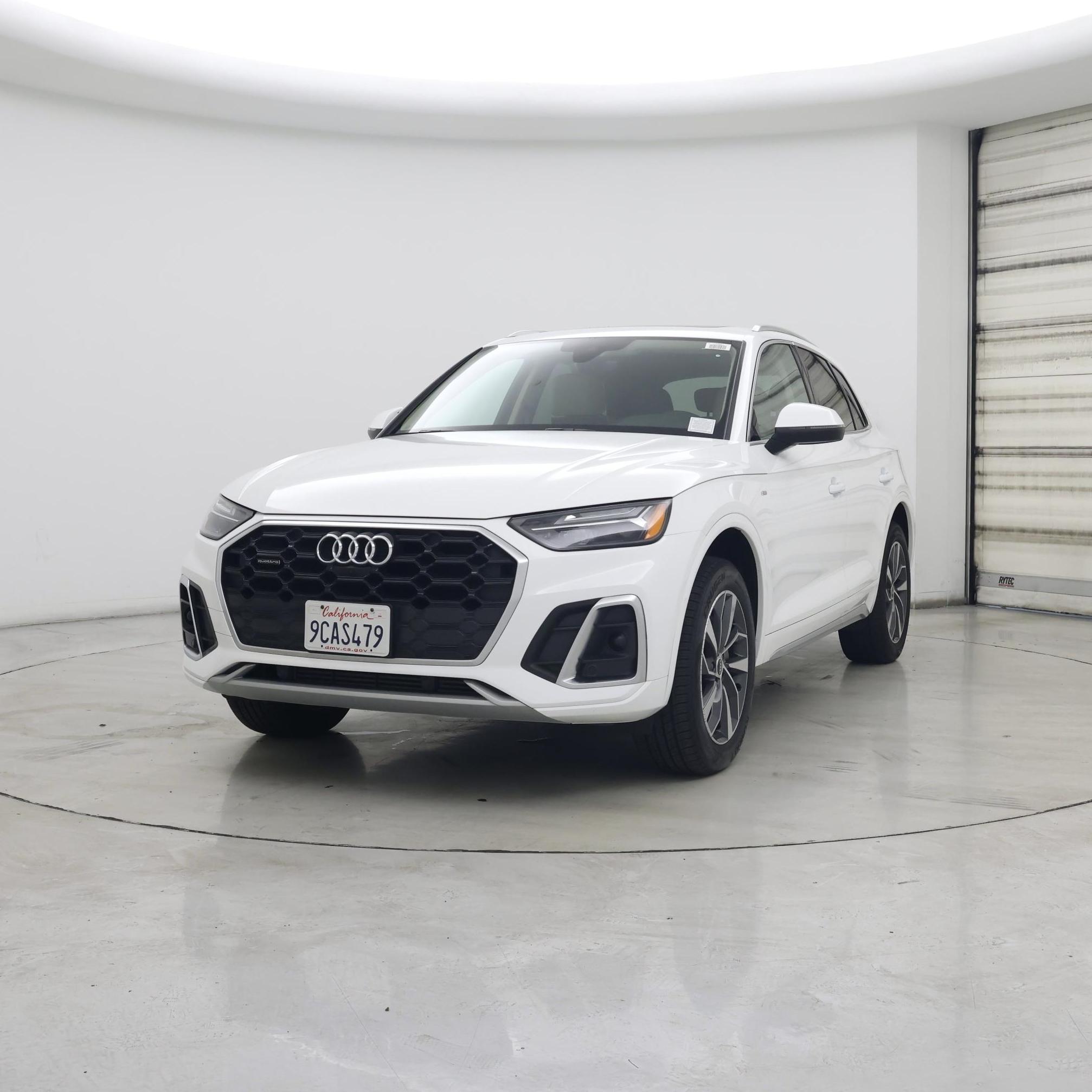 Thumbnail: 2022 Audi Q5 - 4