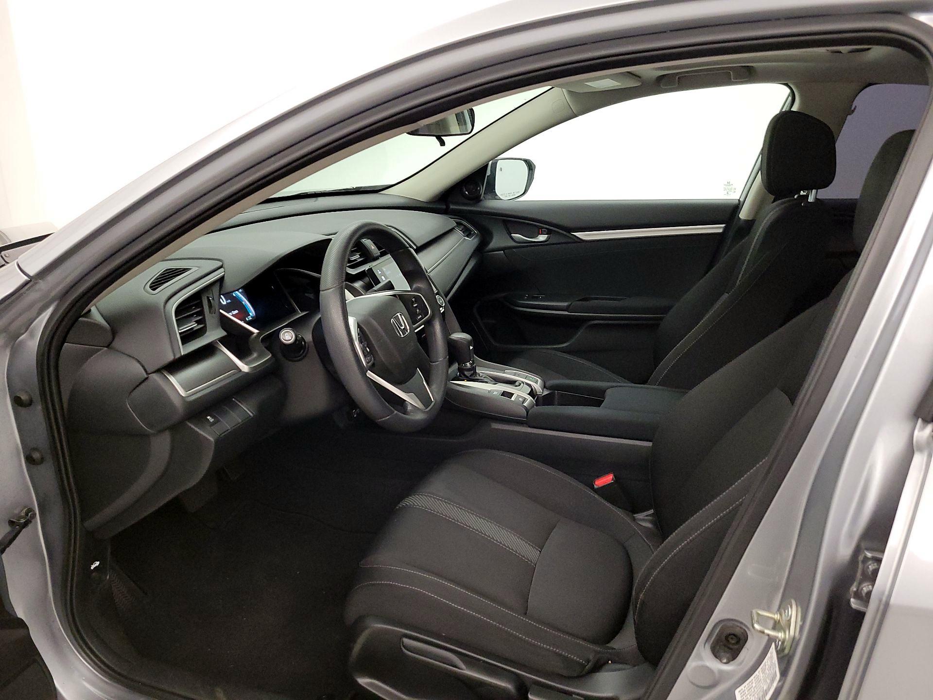 Thumbnail: 2016 Honda Civic - 11