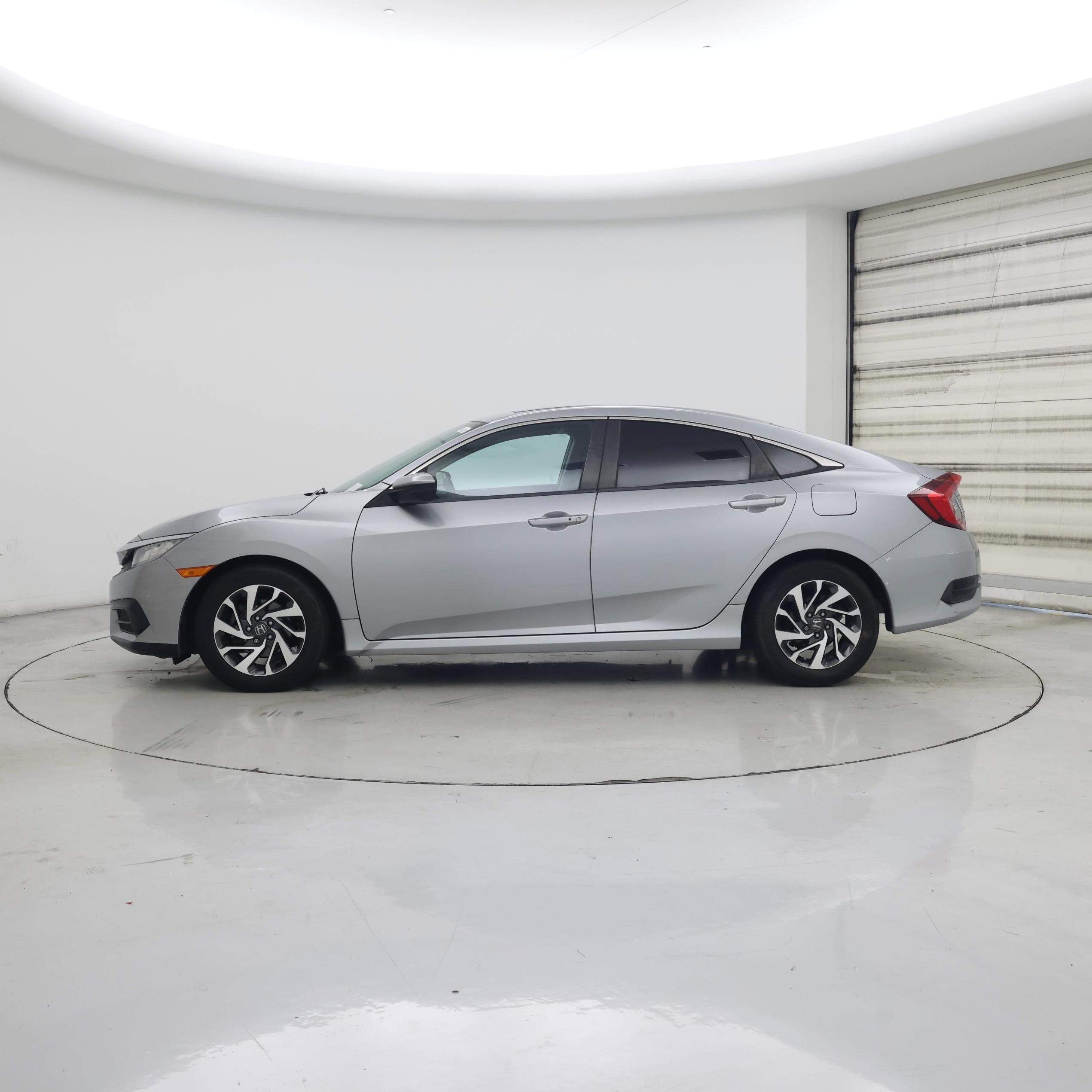 Thumbnail: 2016 Honda Civic - 3