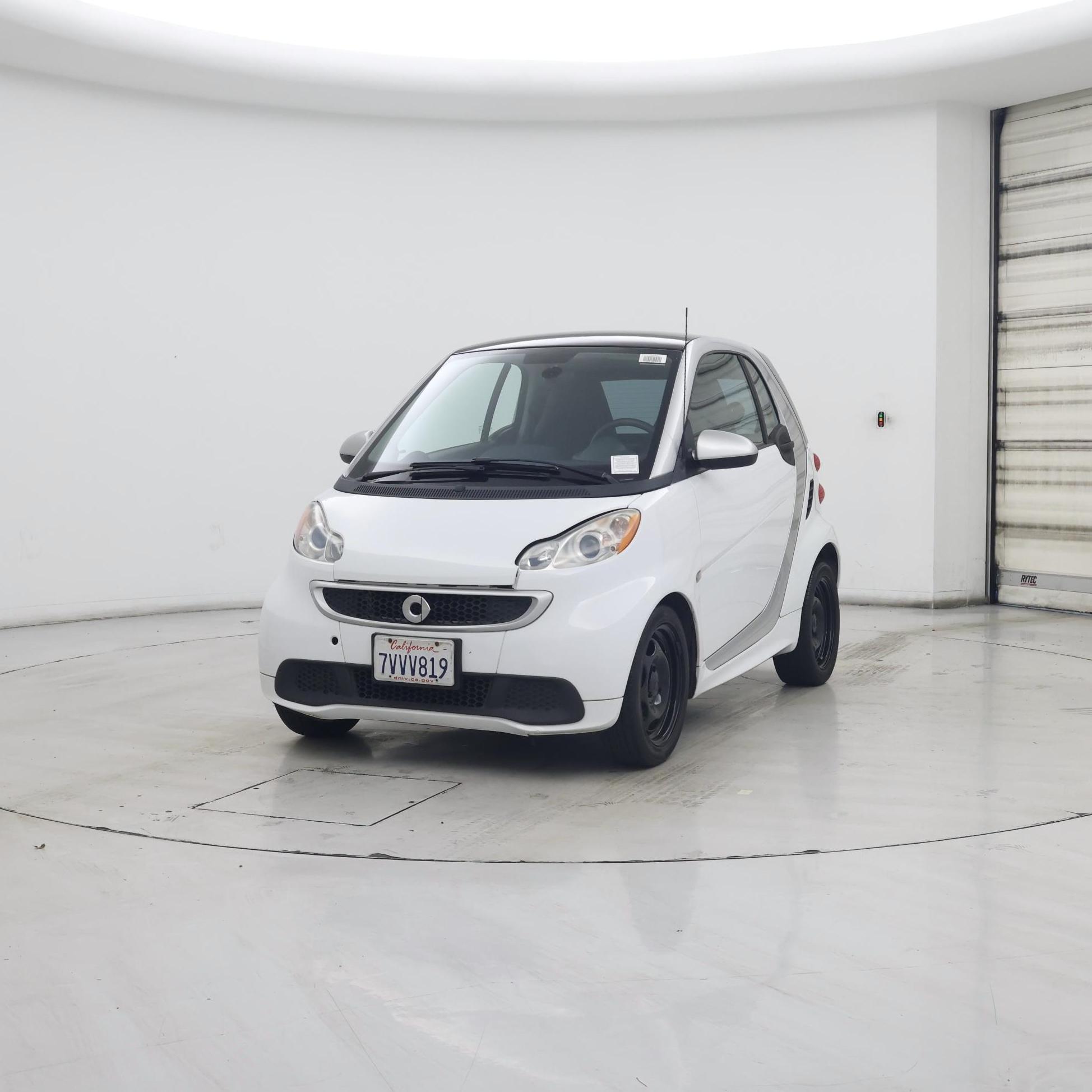 Thumbnail: 2015 smart fortwo - 4