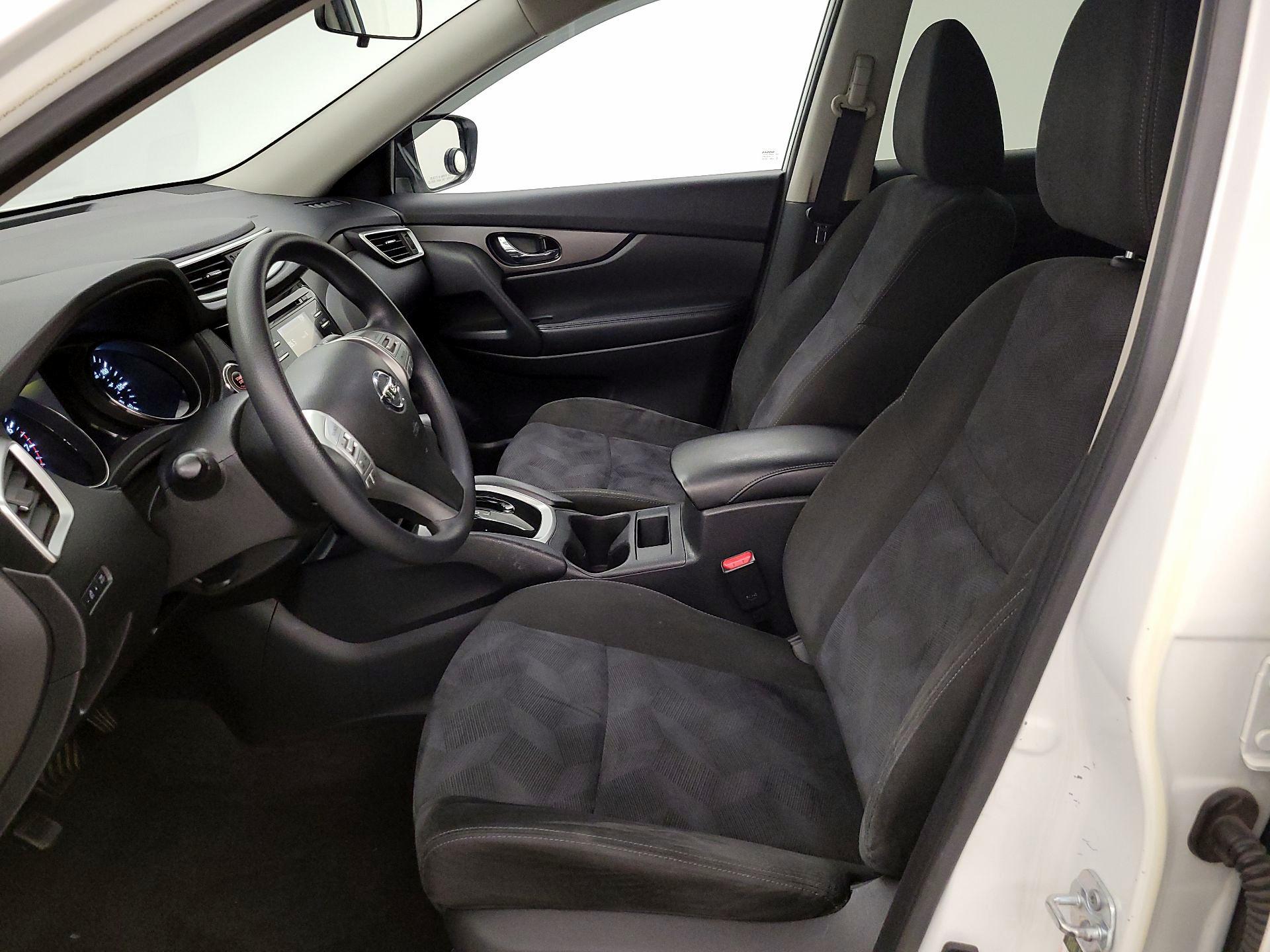 Thumbnail: 2015 Nissan Rogue - 11