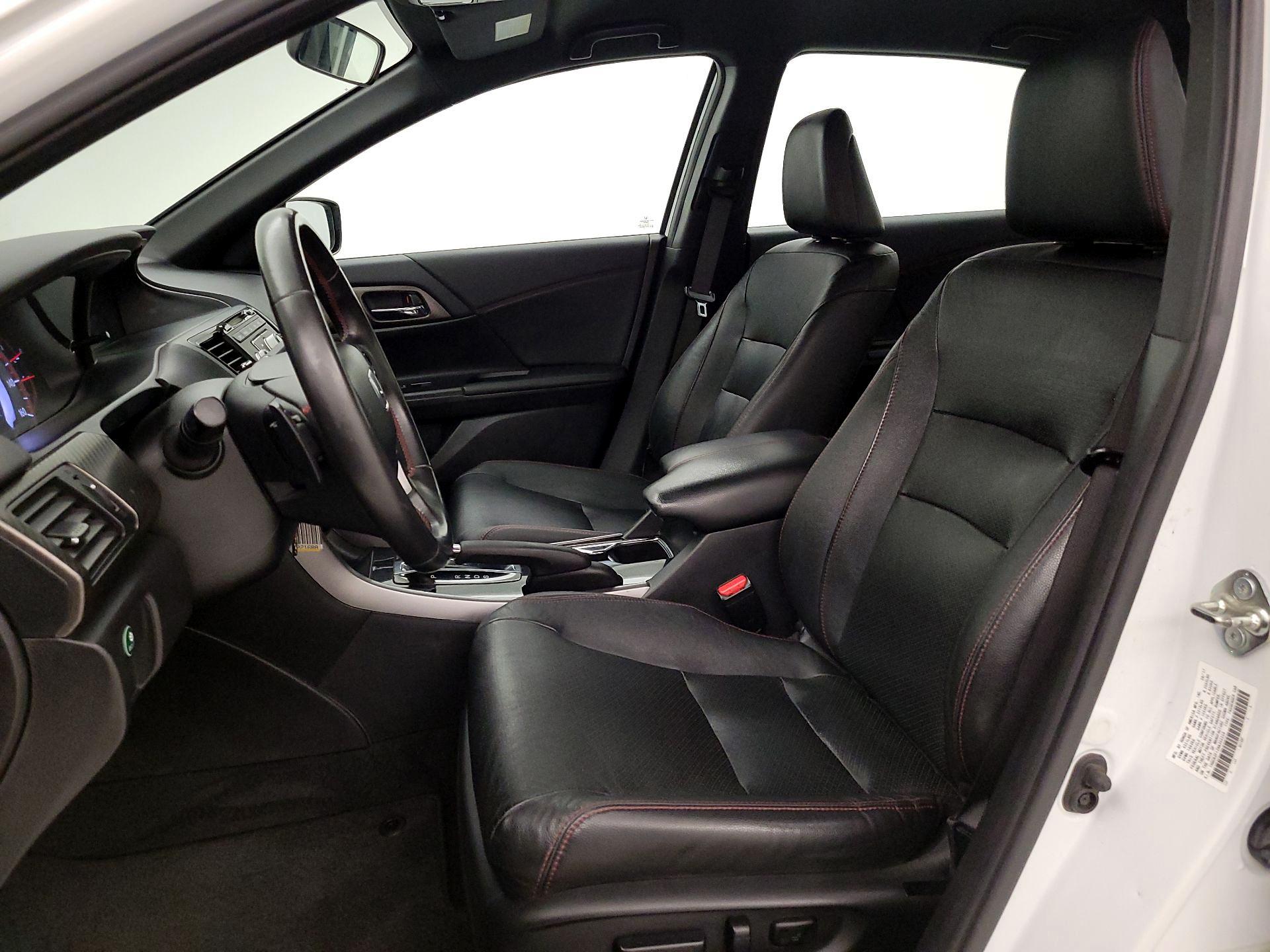 Thumbnail: 2017 Honda Accord - 11