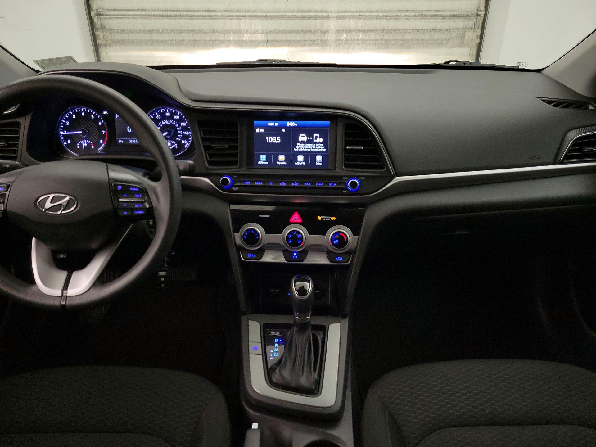 Thumbnail: 2019 Hyundai Elantra - 9