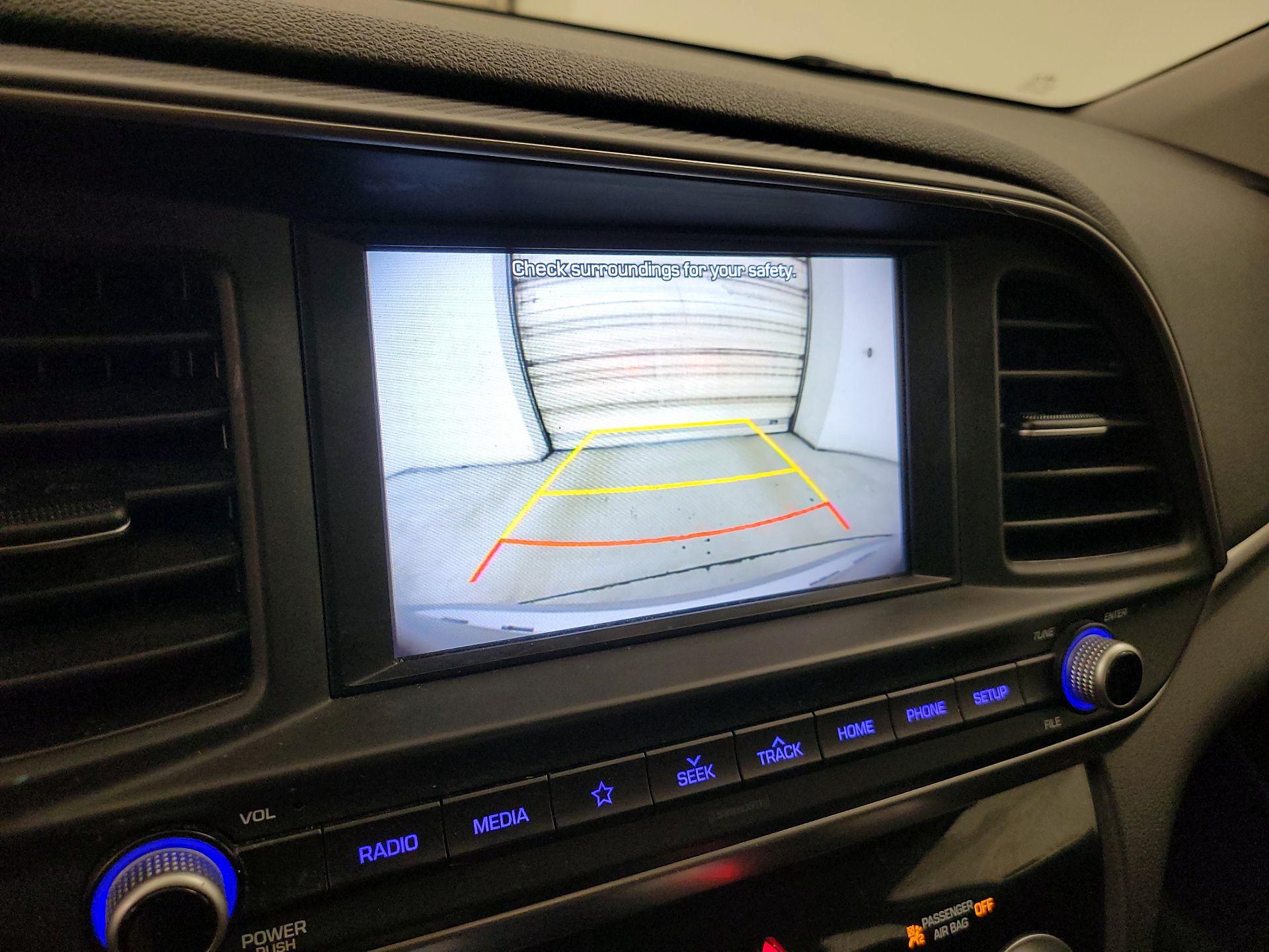 Thumbnail: 2019 Hyundai Elantra - 14