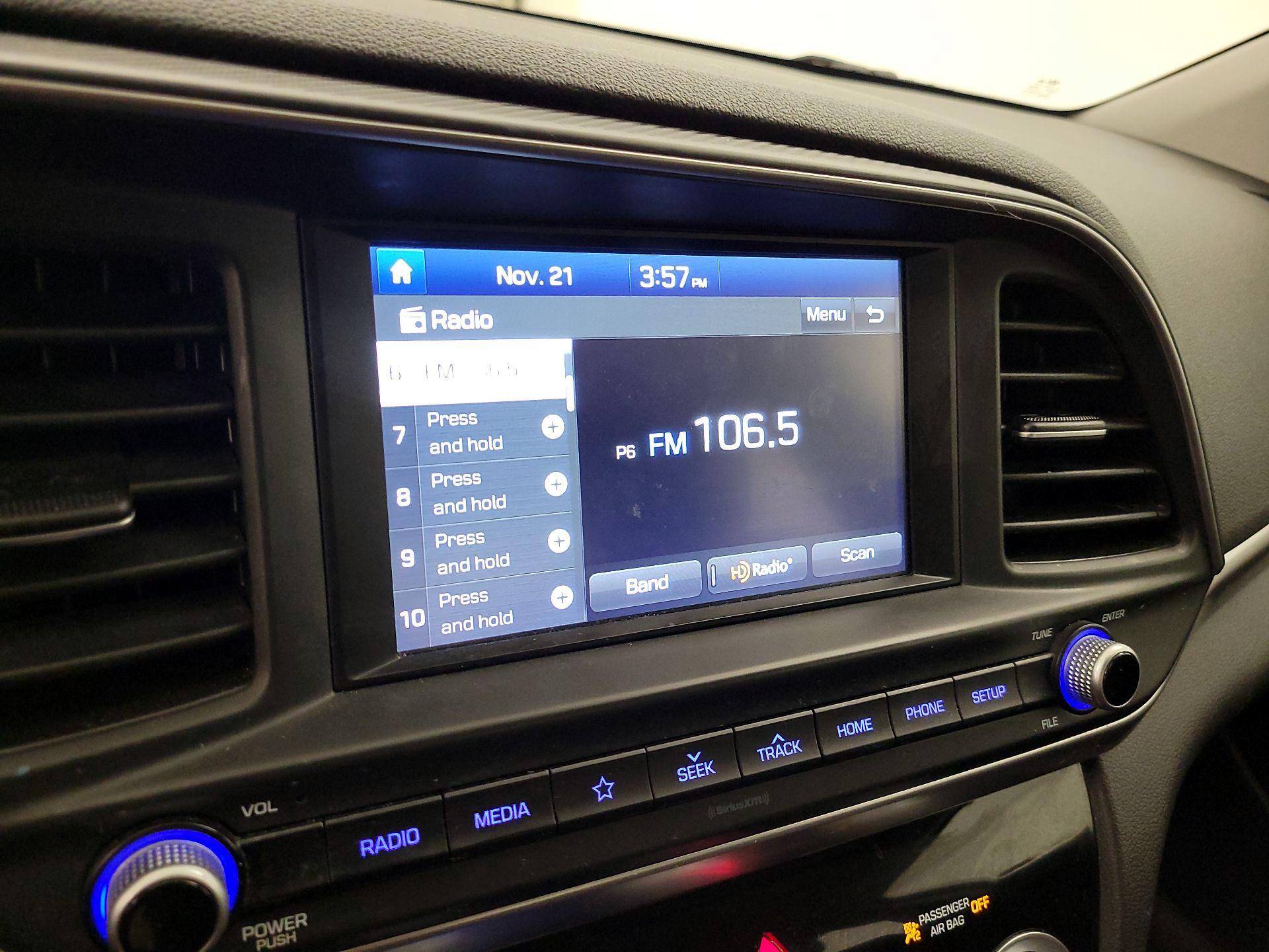 Thumbnail: 2019 Hyundai Elantra - 15