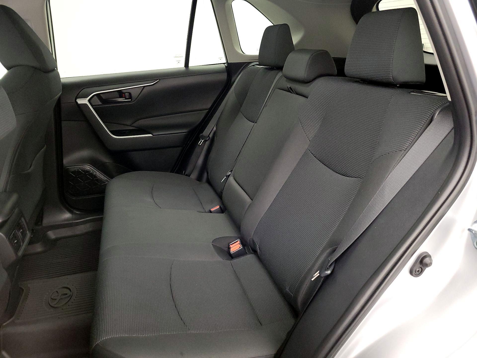 Thumbnail: 2024 Toyota RAV4 - 17