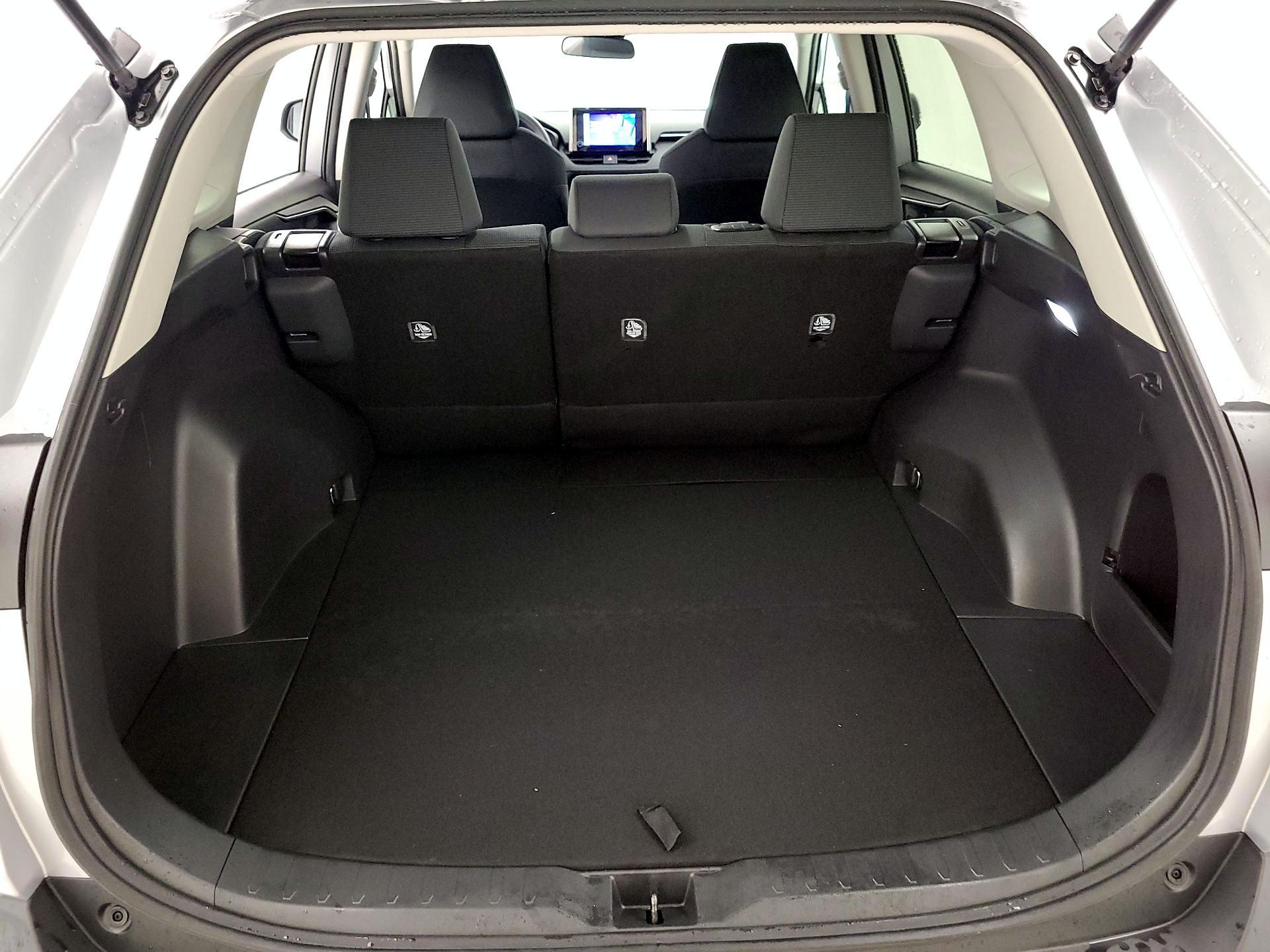 Thumbnail: 2024 Toyota RAV4 - 18