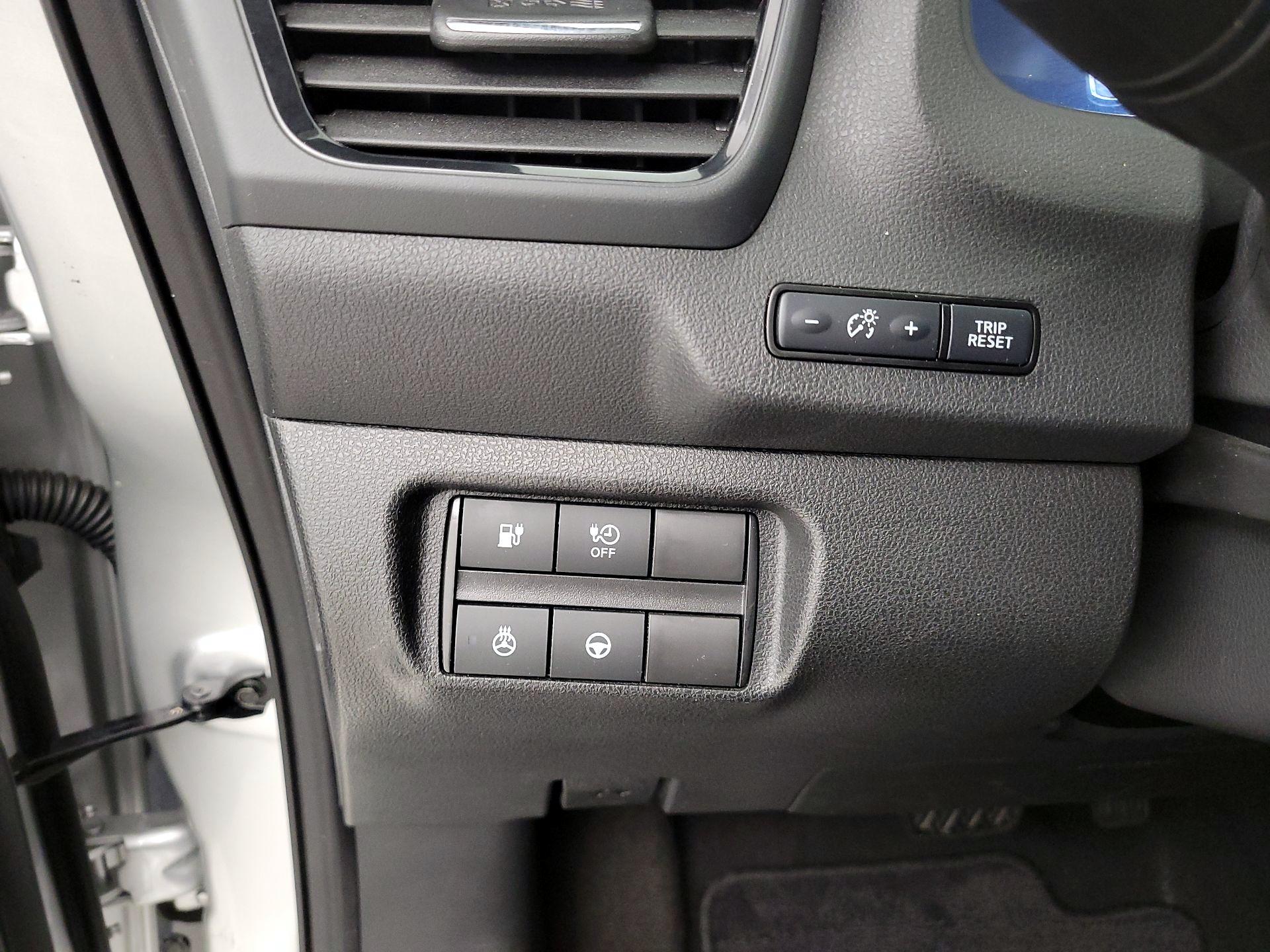 Thumbnail: 2022 Nissan Leaf - 13