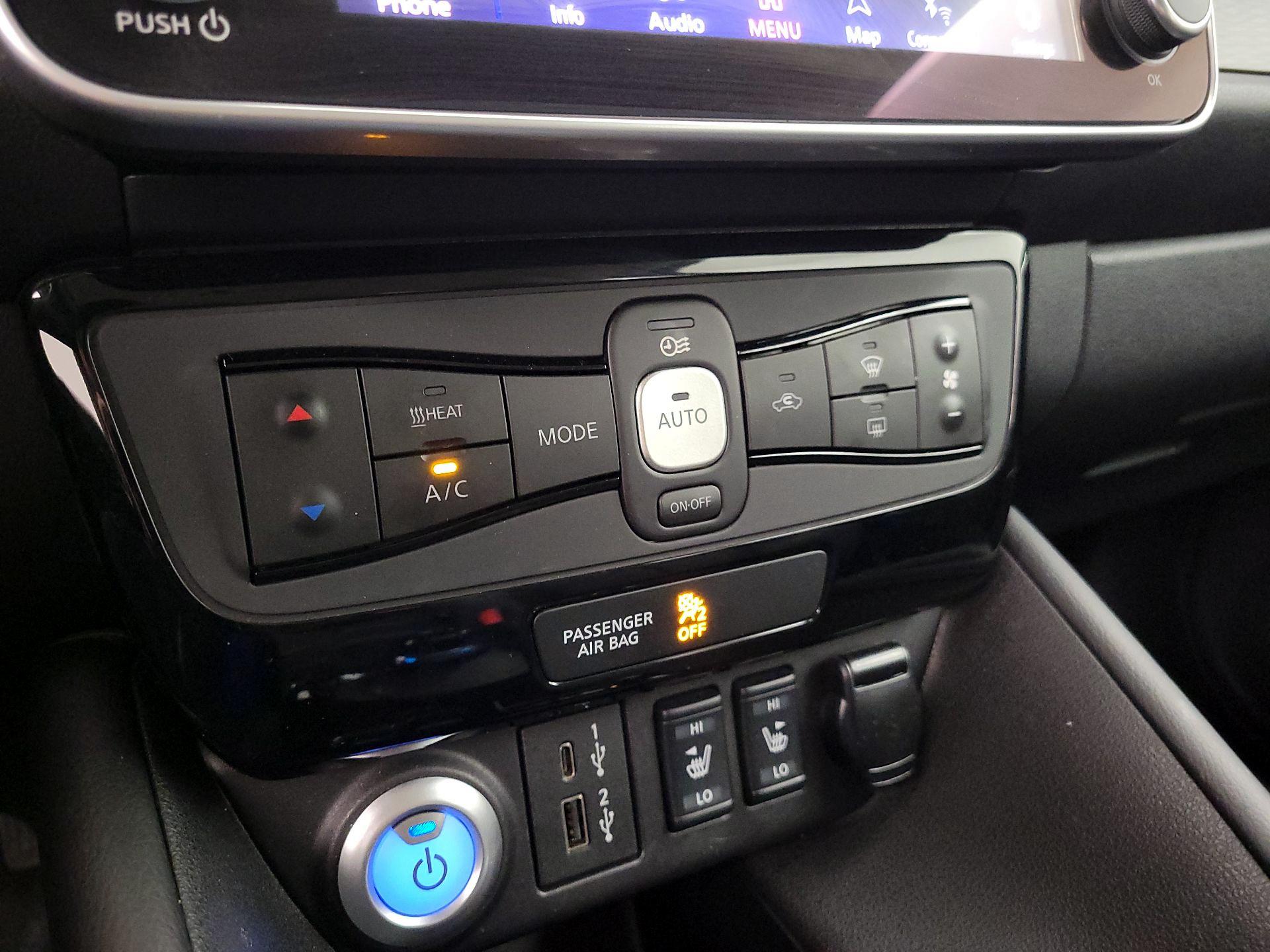 Thumbnail: 2022 Nissan Leaf - 17