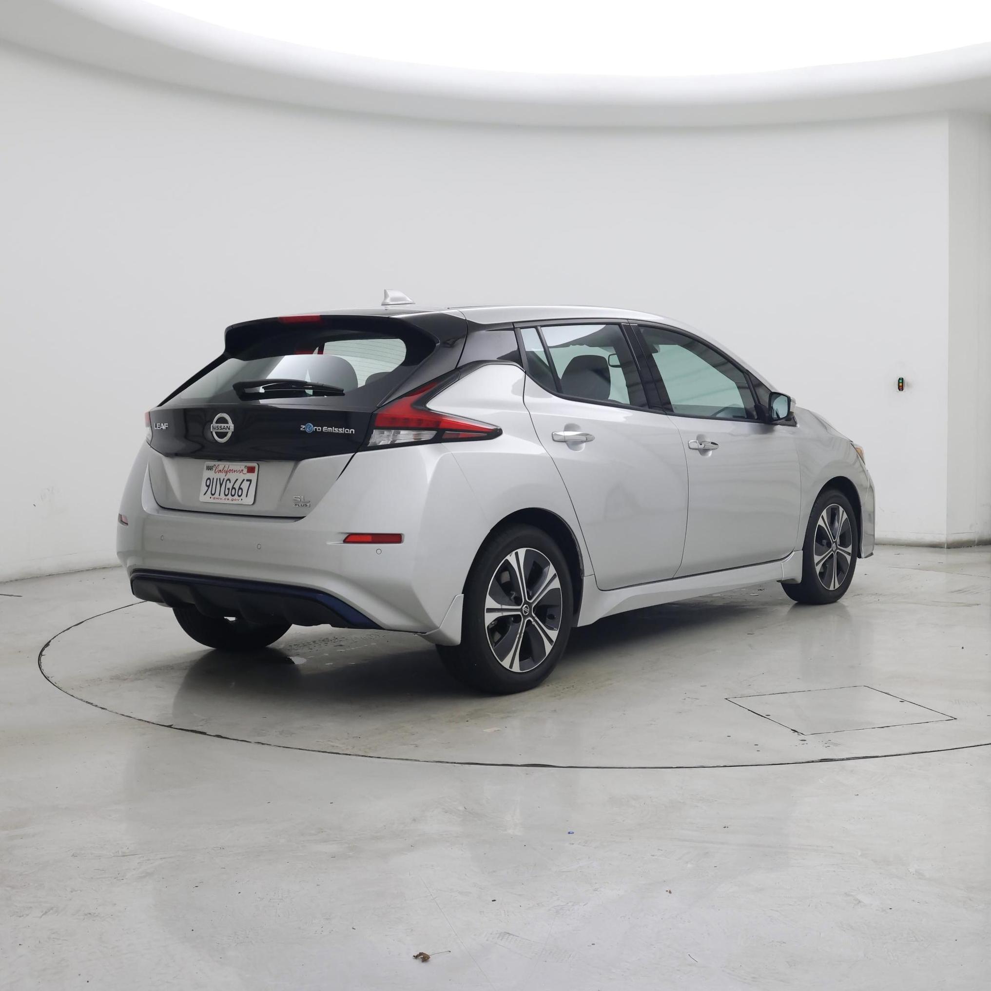 Thumbnail: 2022 Nissan Leaf - 8