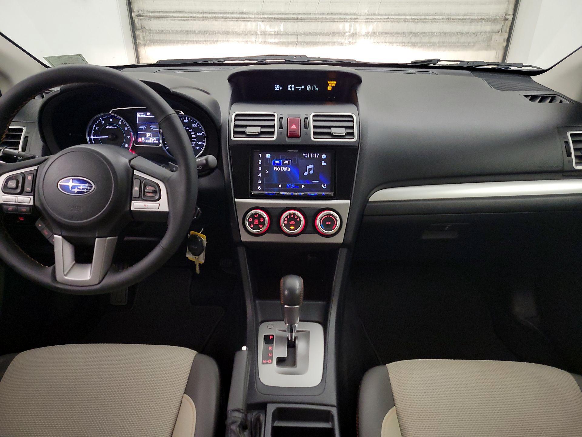 Thumbnail: 2017 Subaru Crosstrek - 9