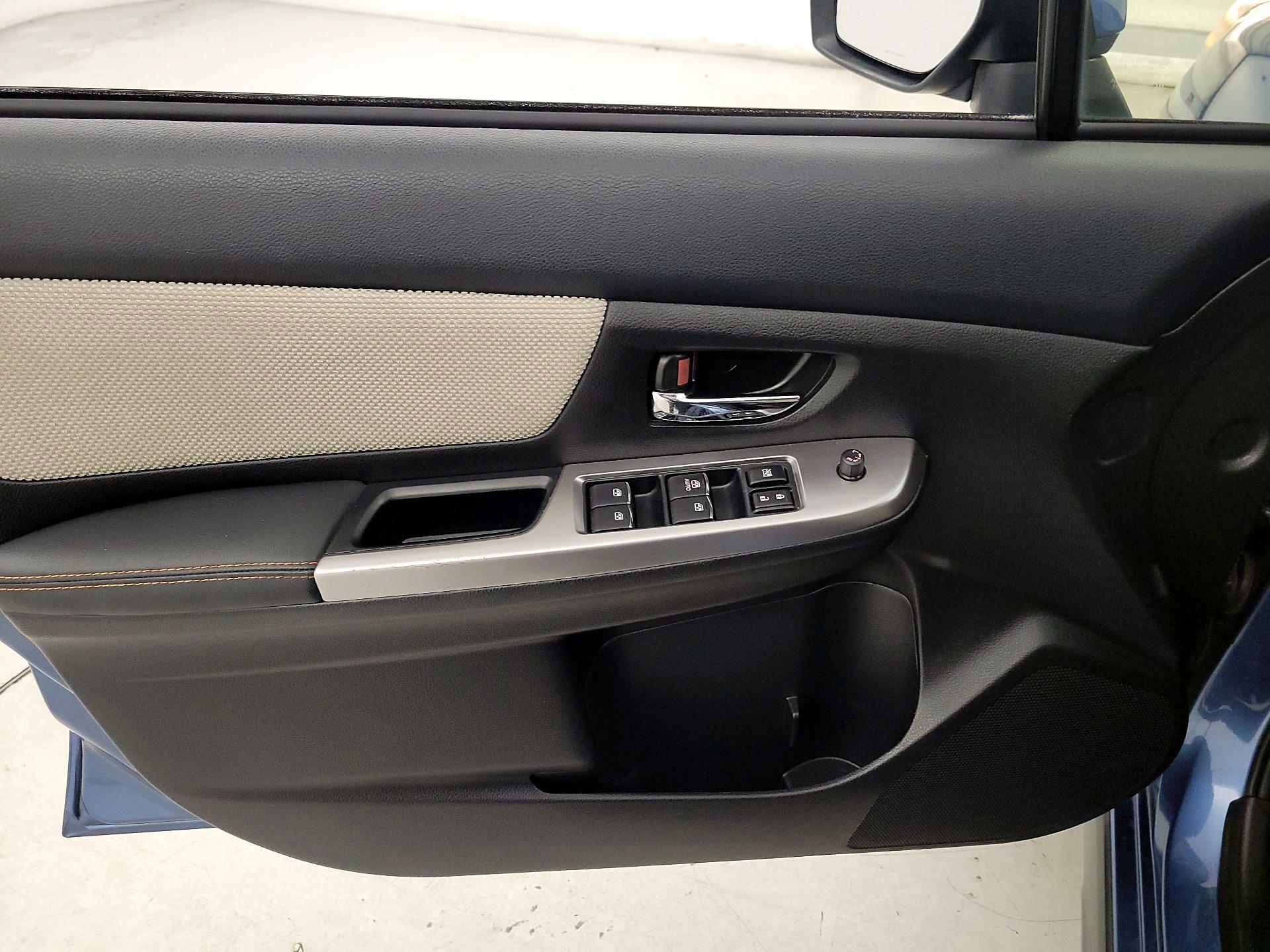 Thumbnail: 2017 Subaru Crosstrek - 12