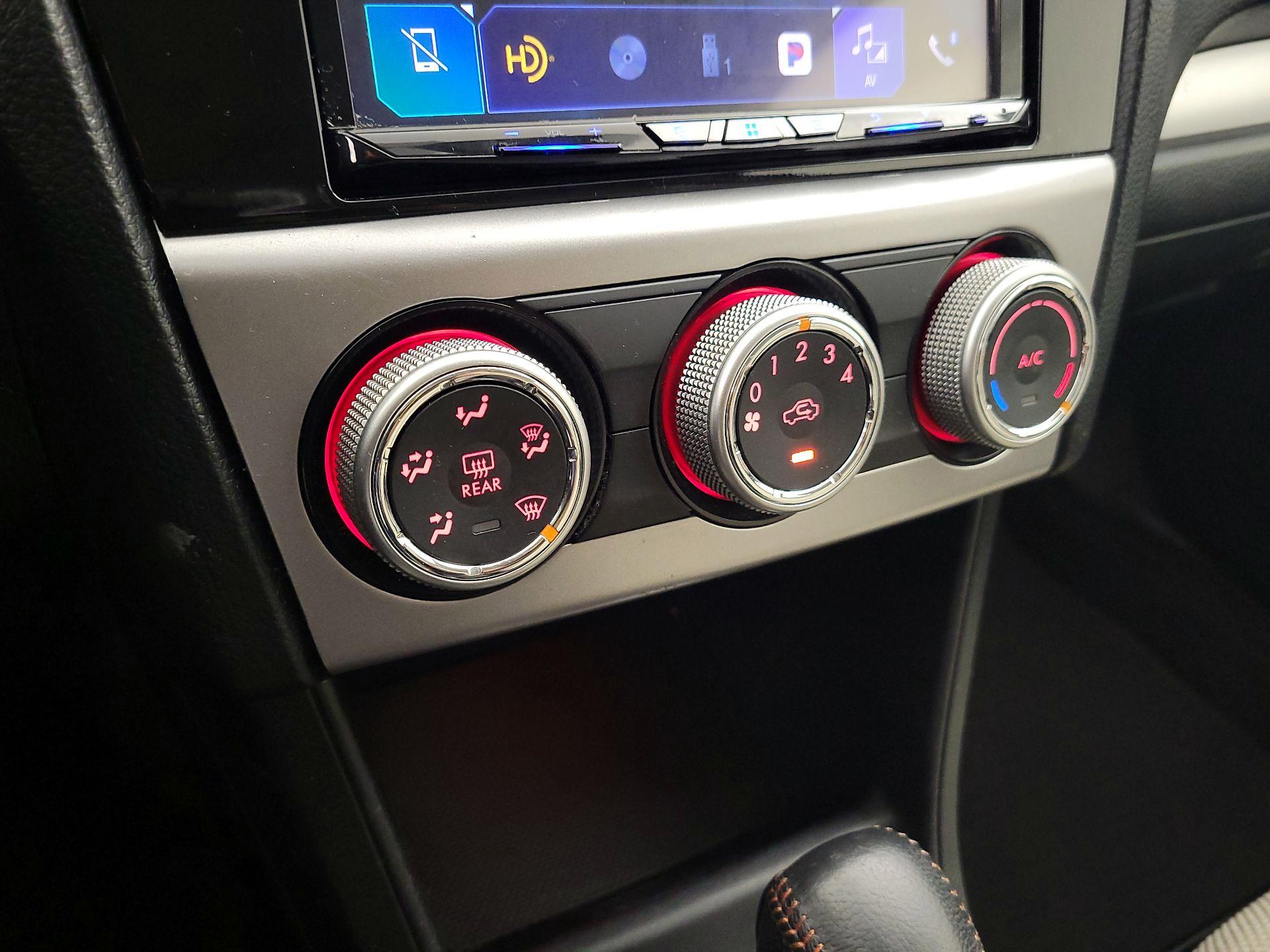 Thumbnail: 2017 Subaru Crosstrek - 15