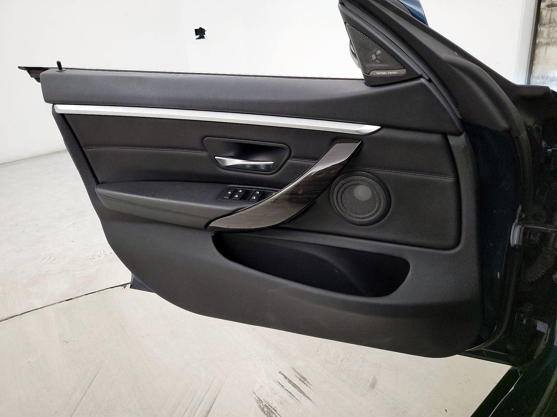 Thumbnail: 2016 BMW 4 Series - 12