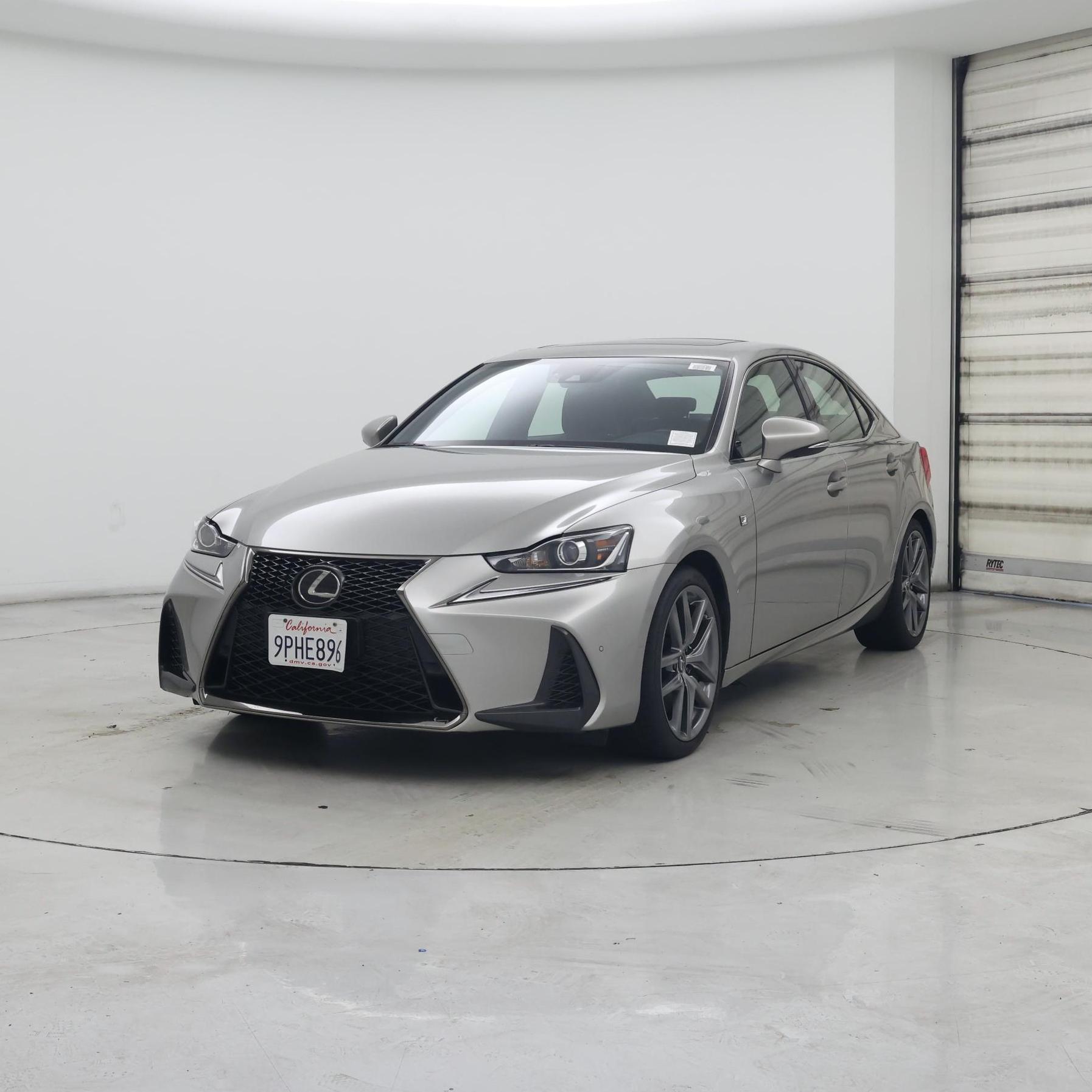 Thumbnail: 2018 Lexus IS - 4