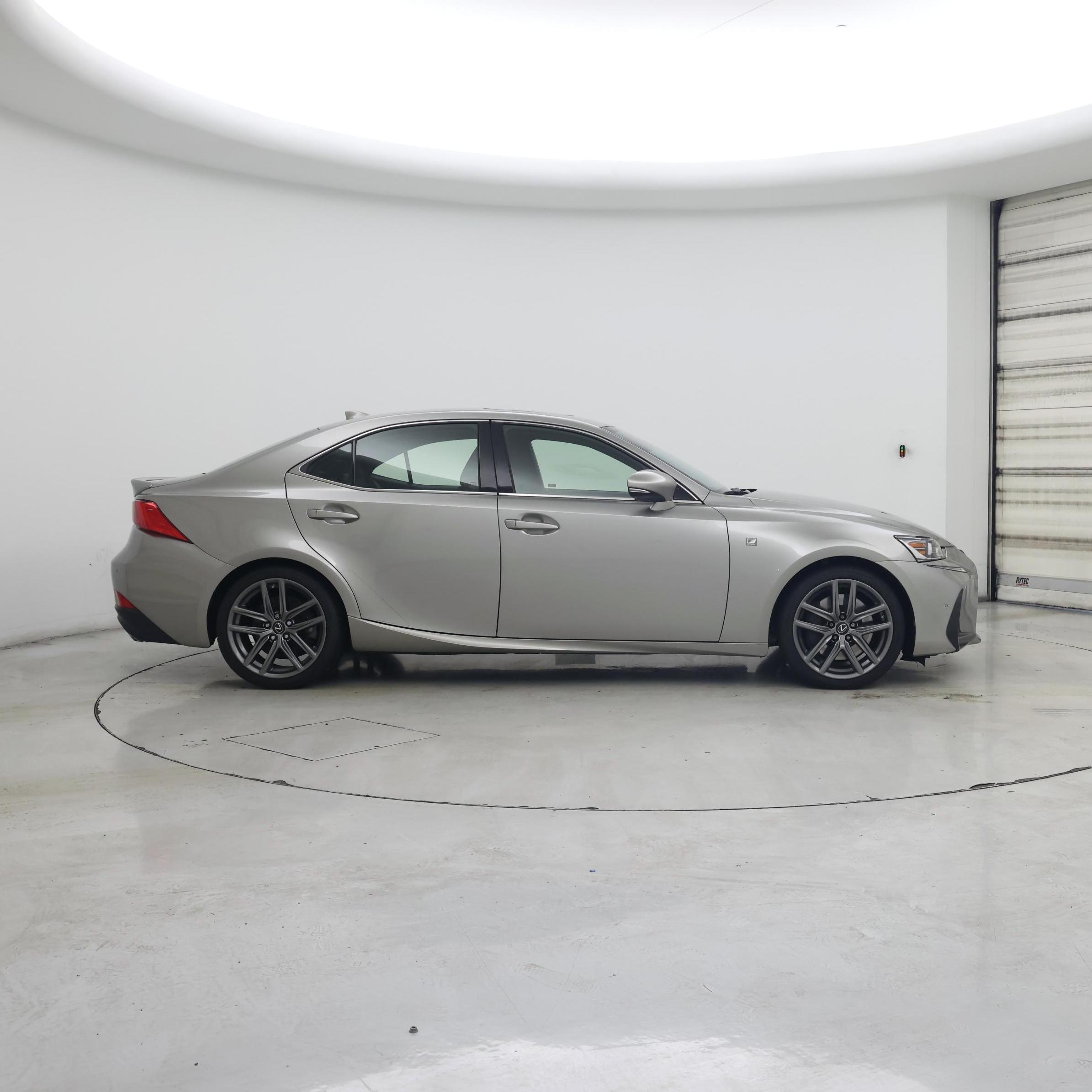 Thumbnail: 2018 Lexus IS - 7