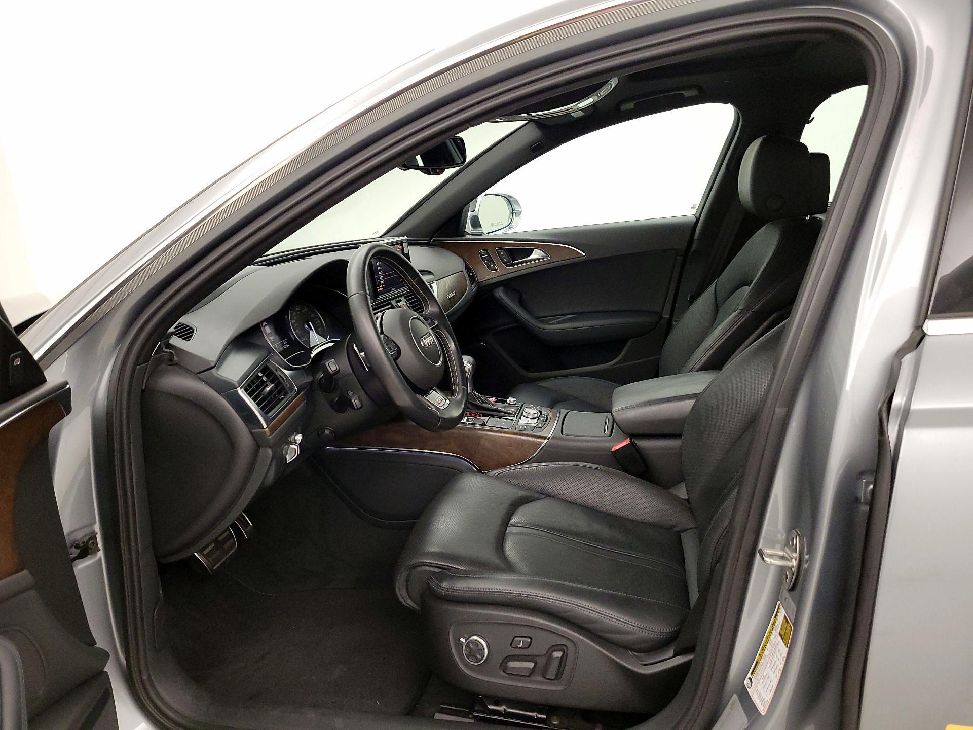 Thumbnail: 2015 Audi S6 - 11