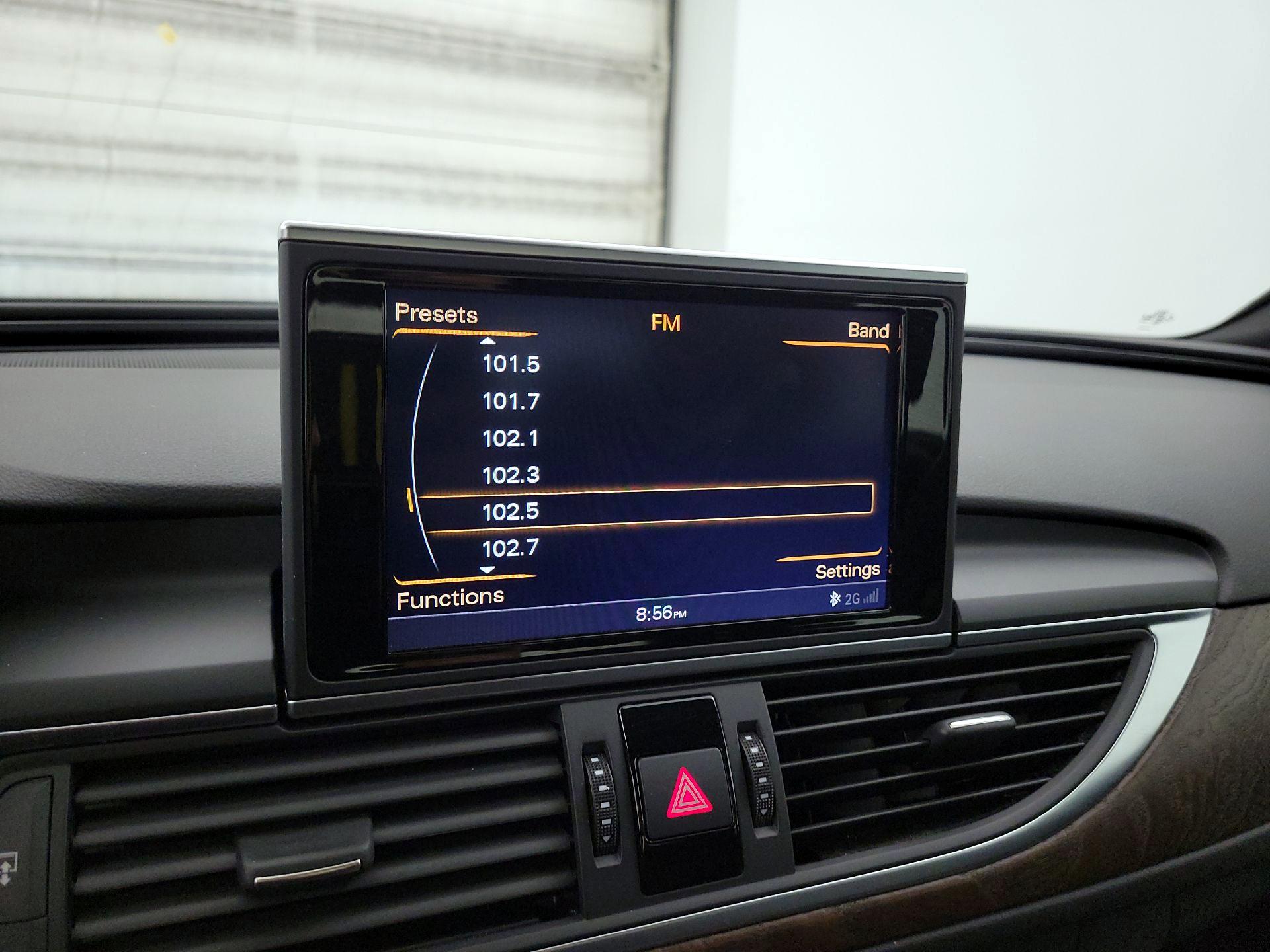 Thumbnail: 2015 Audi S6 - 15