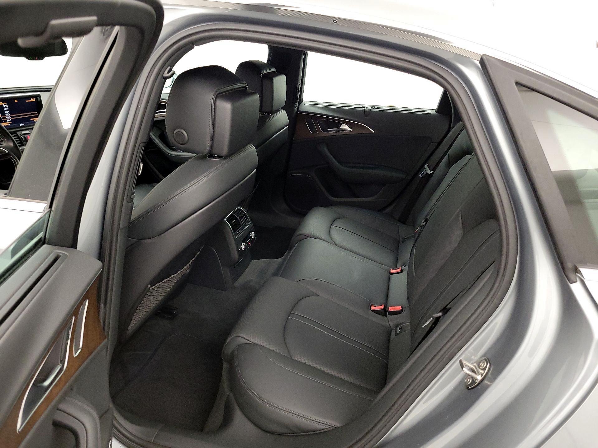 Thumbnail: 2015 Audi S6 - 19