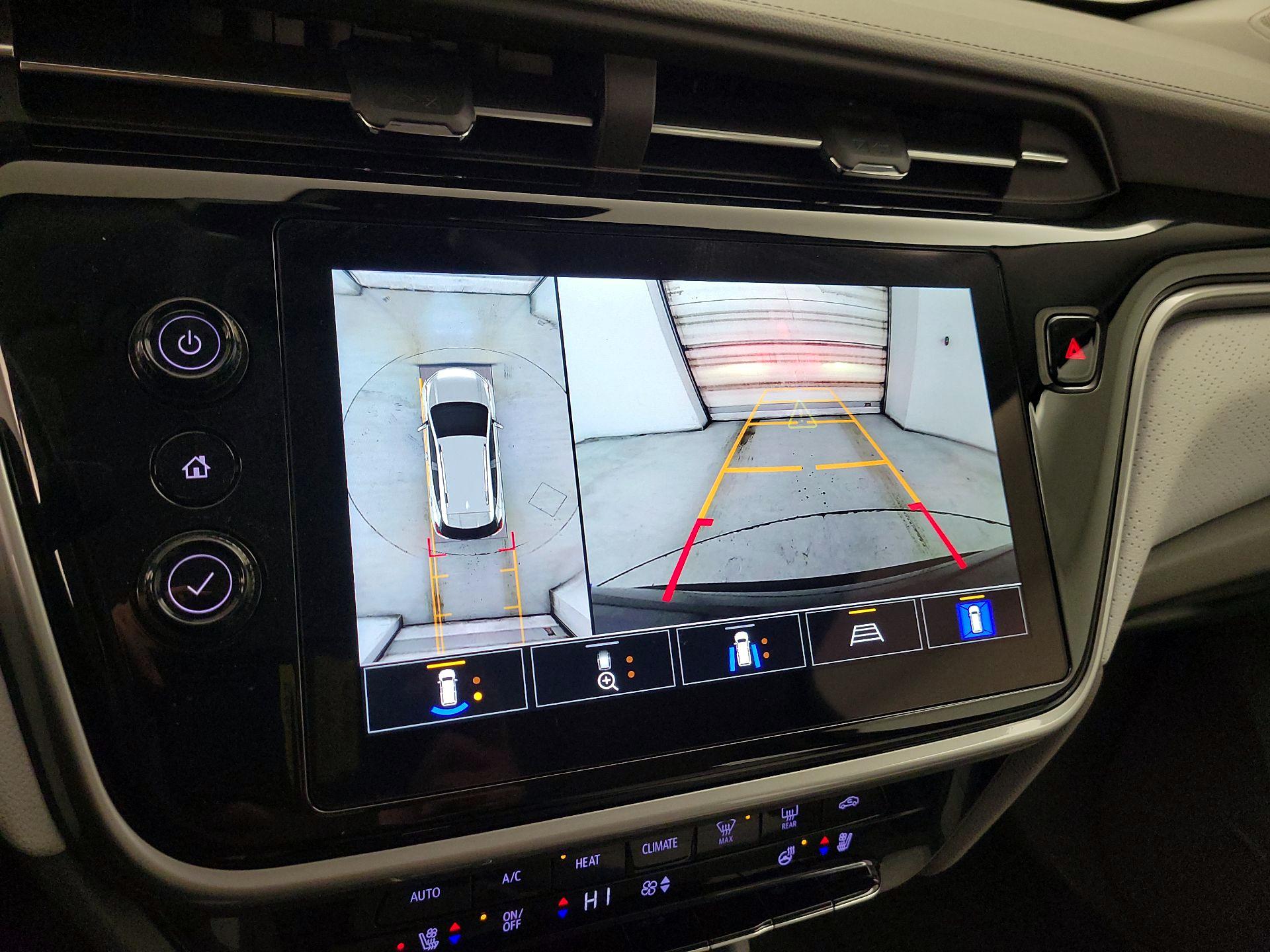 Thumbnail: 2023 Chevrolet Bolt EUV - 13