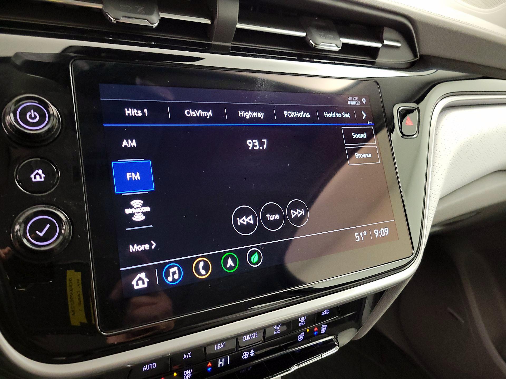 Thumbnail: 2023 Chevrolet Bolt EUV - 14