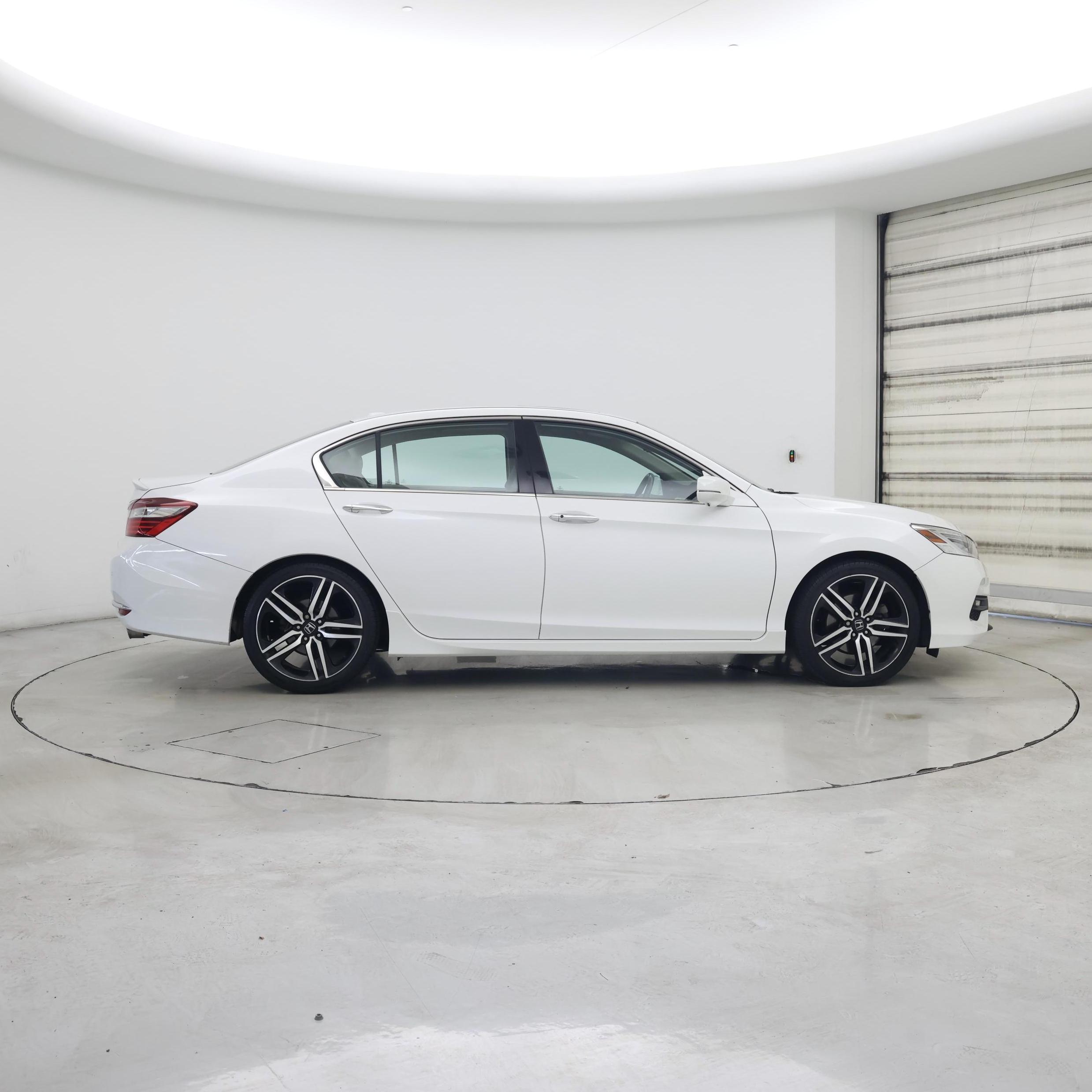 Thumbnail: 2016 Honda Accord - 7