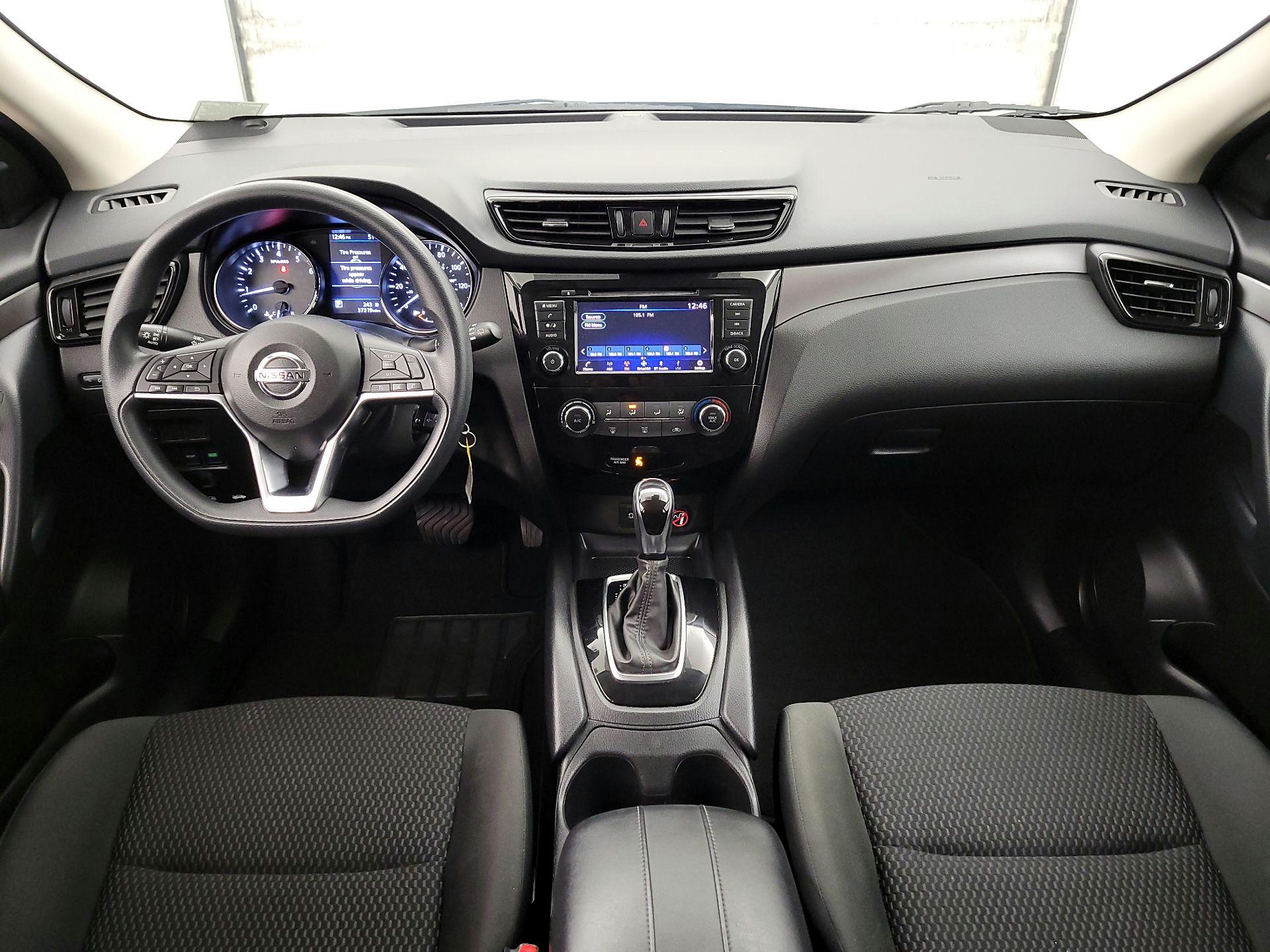 Thumbnail: 2022 Nissan Rogue Sport - 9