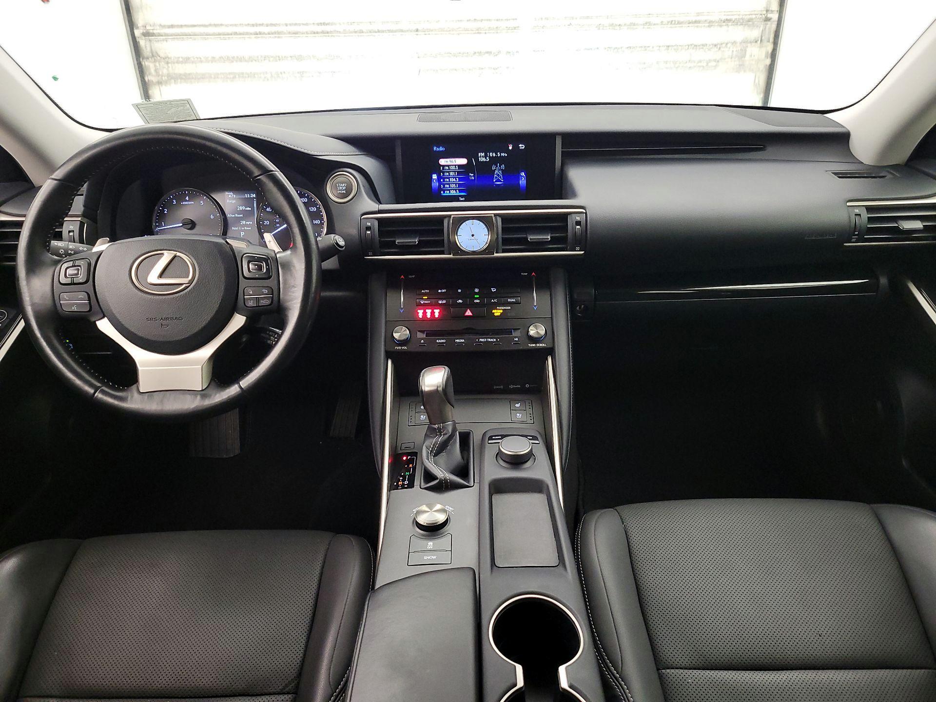 Thumbnail: 2018 Lexus IS - 9