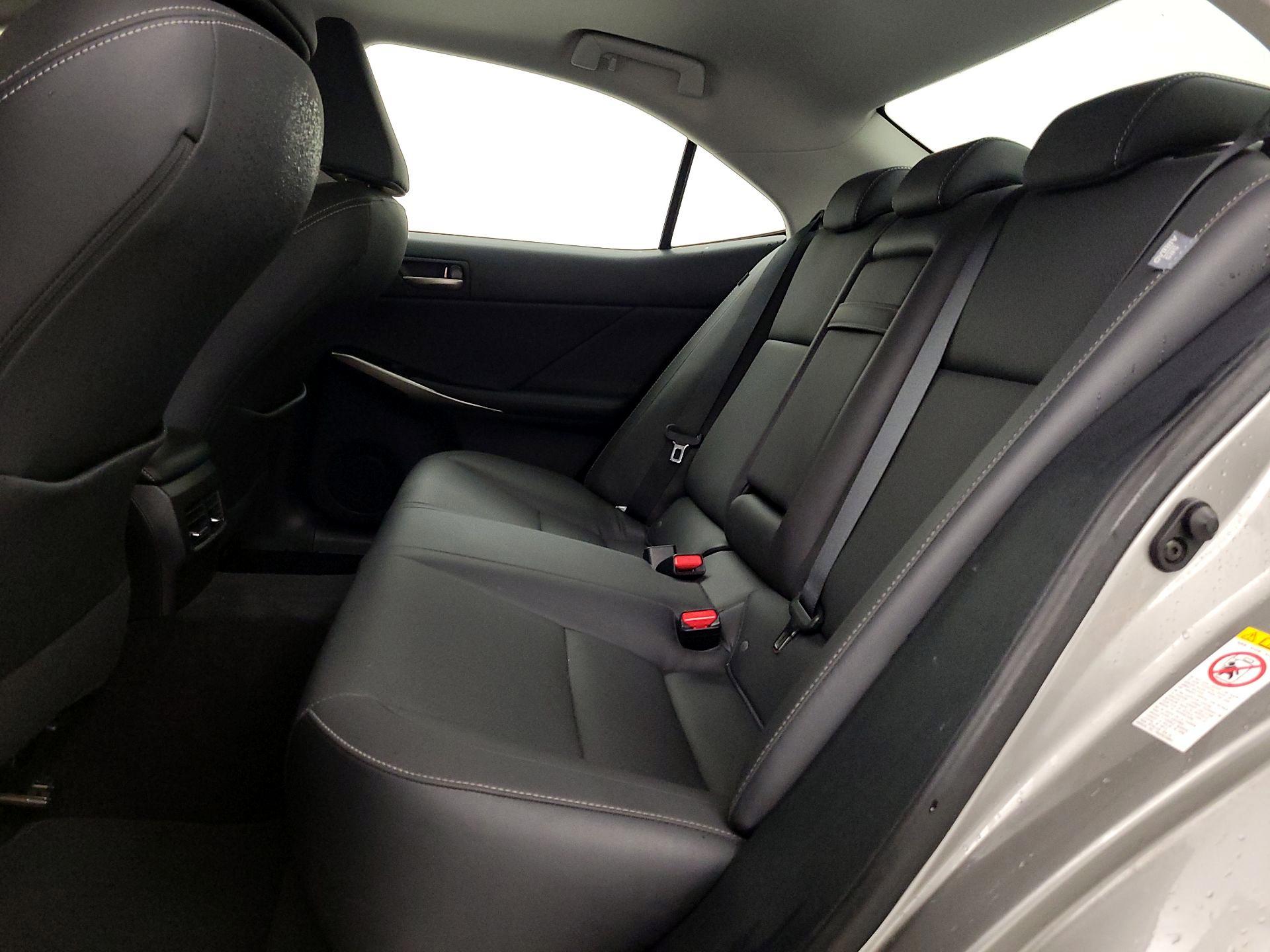 Thumbnail: 2018 Lexus IS - 18