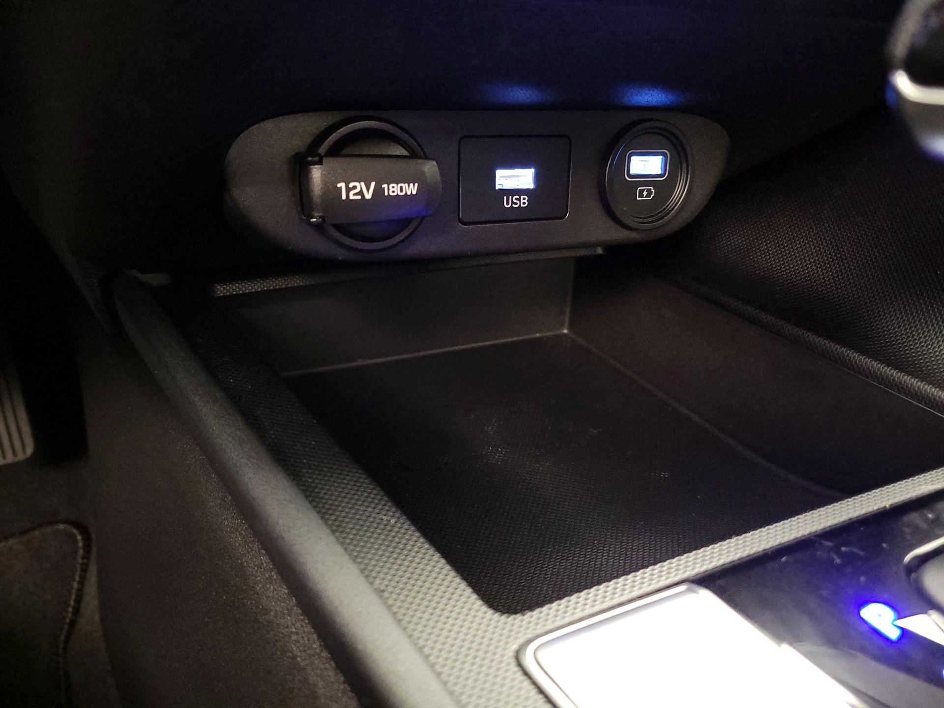 Thumbnail: 2023 Hyundai Elantra - 18